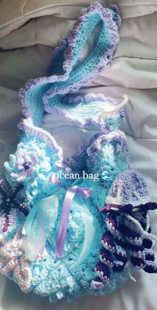 Crochet Baby Outfit with Starfish and Ruffles in Pastel Blue