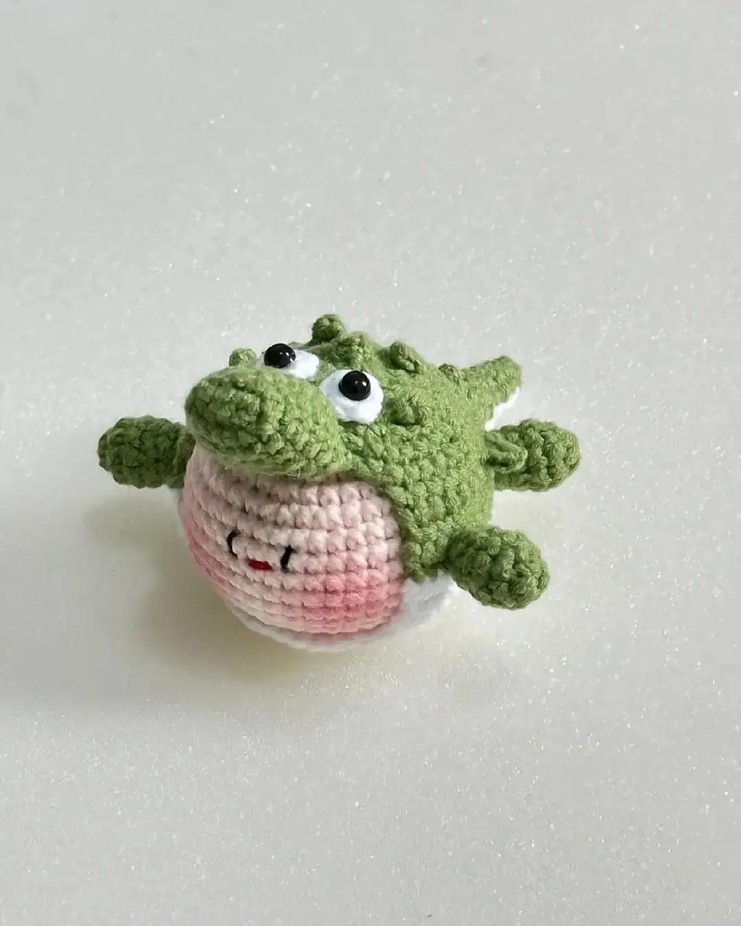 Crochet Cute Dinosaur with Adorable Face Pattern Tutorial
