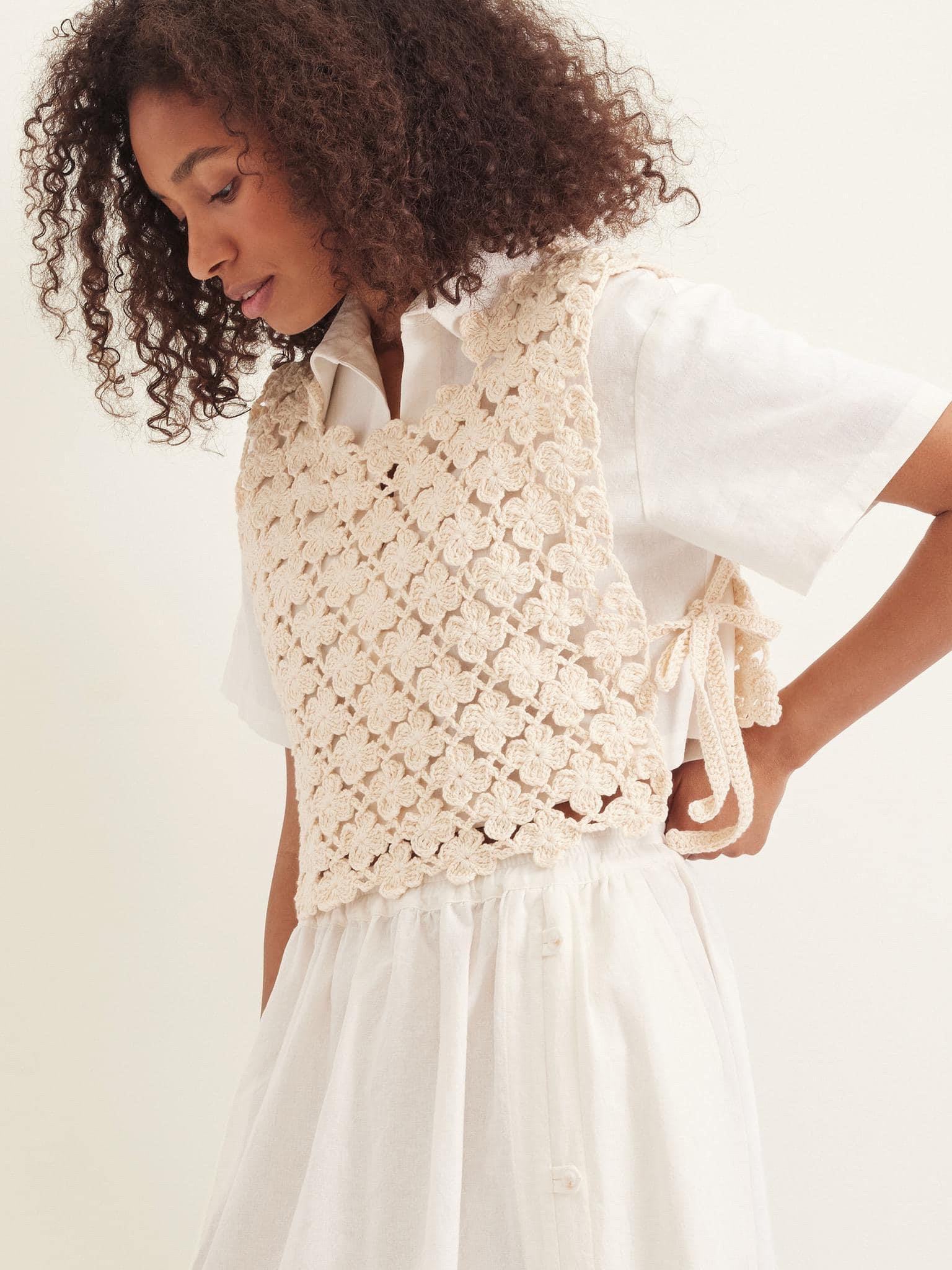 Crochet Floral Pattern Top with Stylish Black Belt