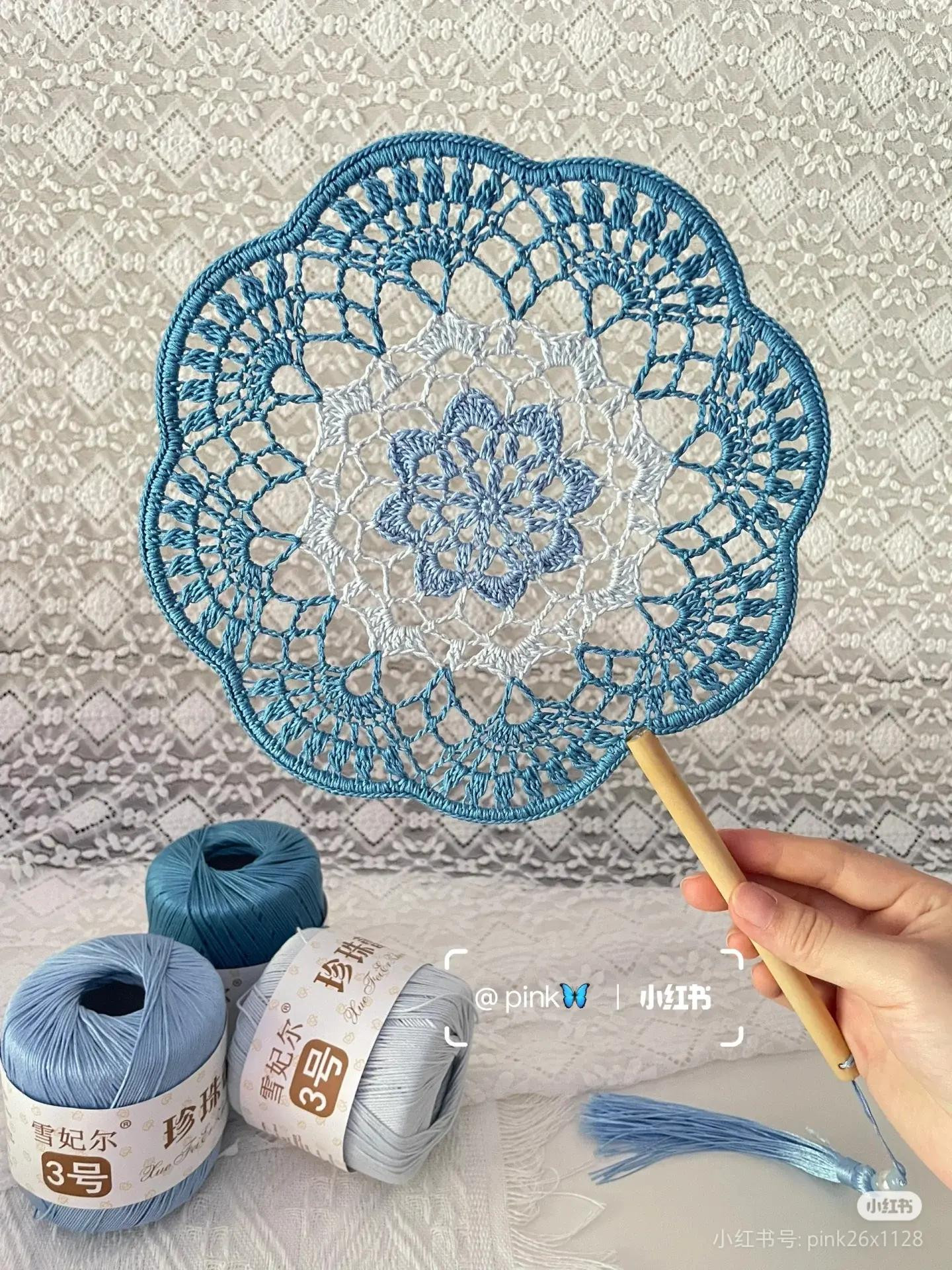 Delicate Crochet Lace Fan with Green and Beige Yarns