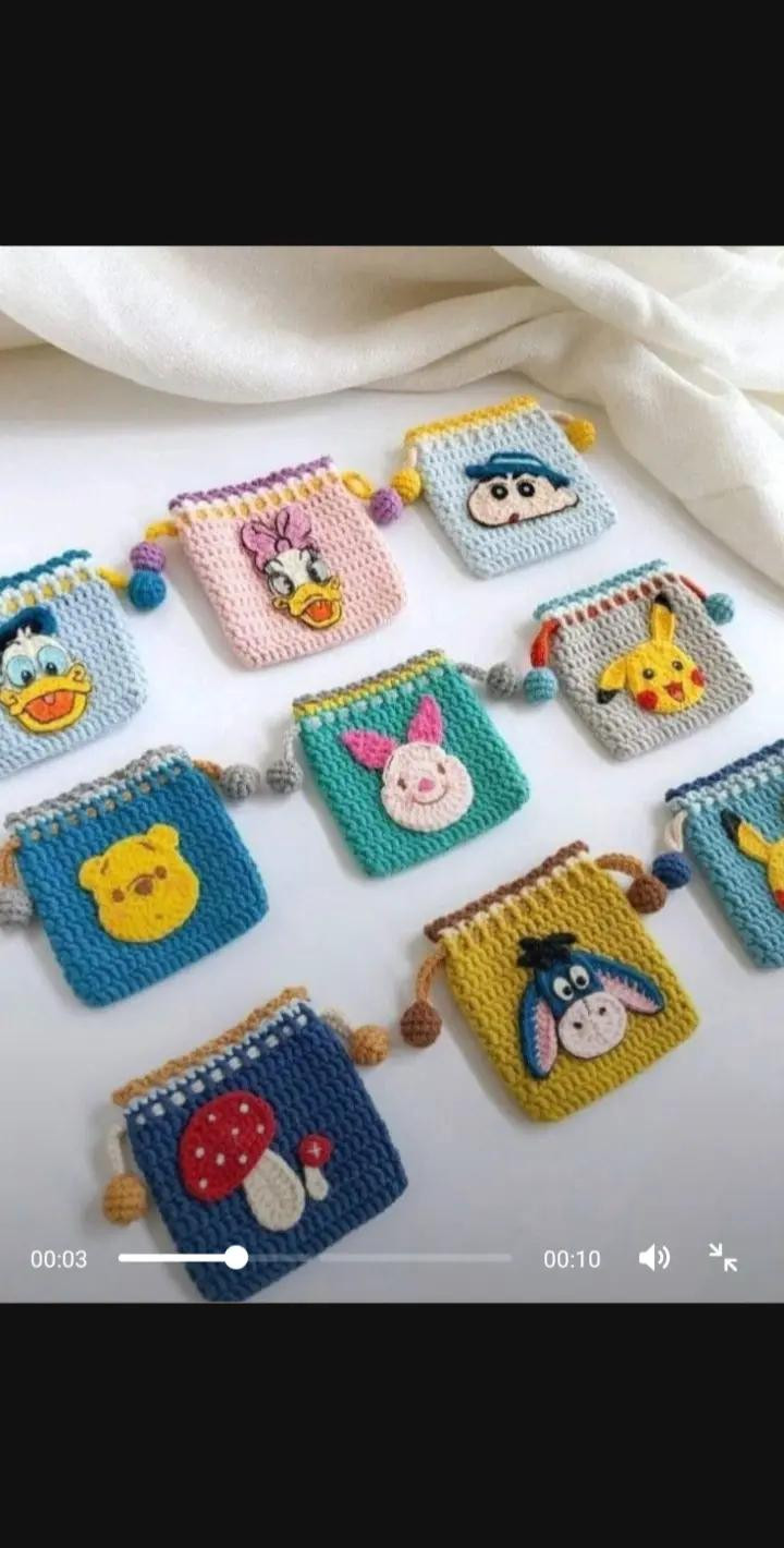 Elegant Crochet Bag Pattern with Detailed Stitch Diagram