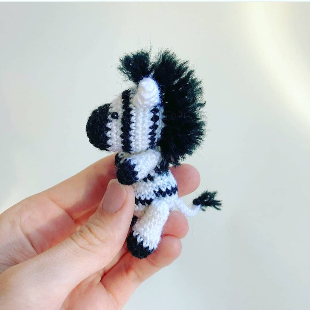 Free Crochet Pattern: Adorable Miniature Zebra