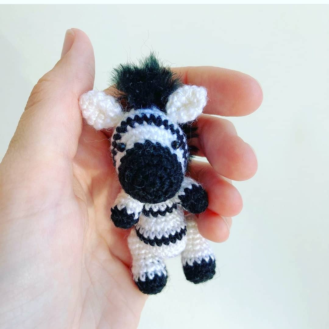 Free Crochet Pattern: Adorable Miniature Zebra