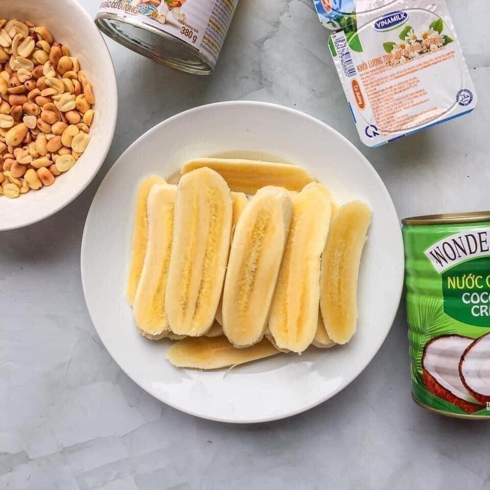 HÔM NAY EM HƯỚNG DẪN CẢ NHÀ CÁCH LÀM KEM CHUỐI MÁT LẠNH MÀ ĐƠN GIẢN NHA.