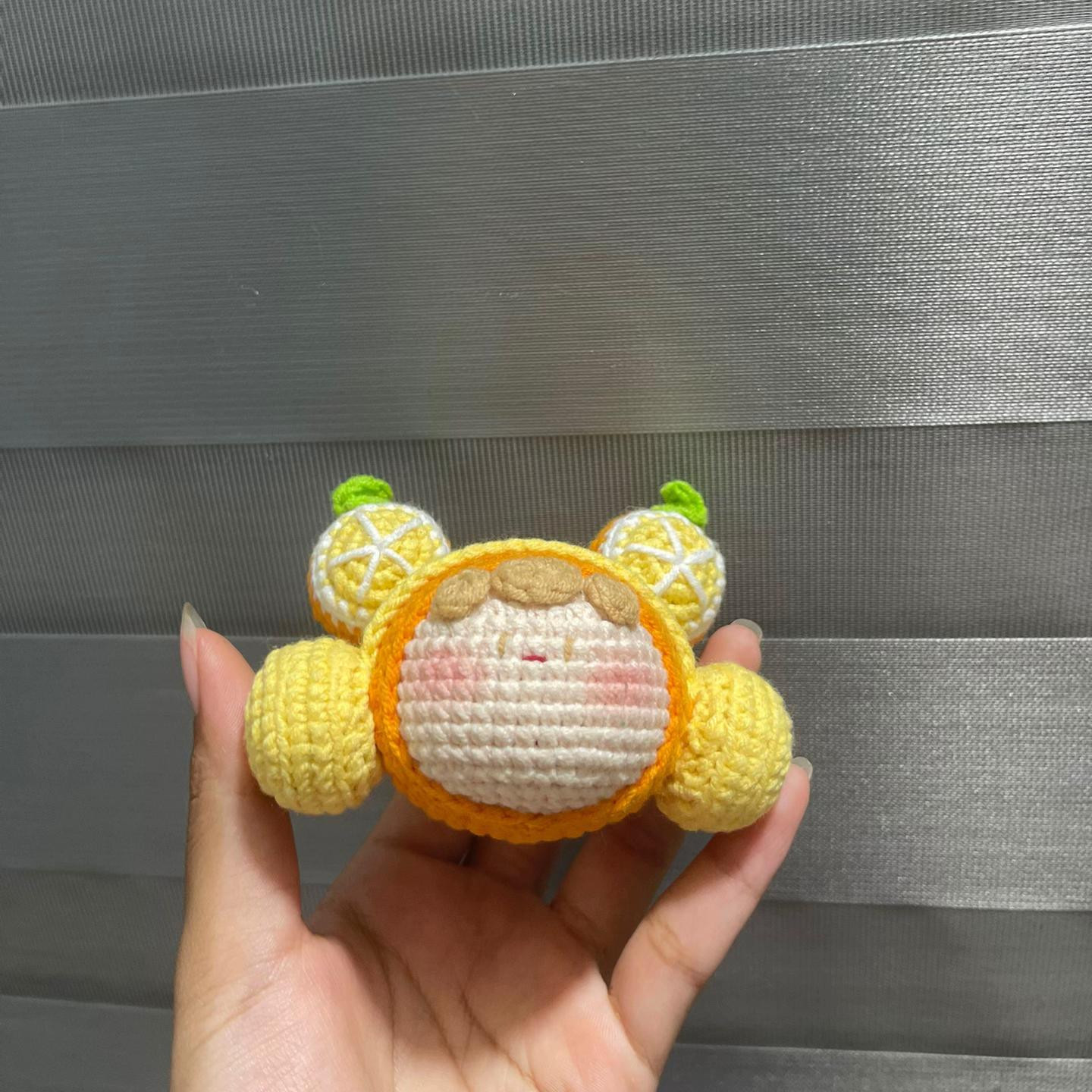 Hướng dẫn móc len cho mochi quýt đeo tai nghe siêu dễ thương