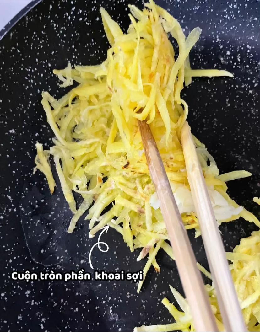 Khoai Lang Cuộn Phô Mai Kéo Sợi Vàng Giòn