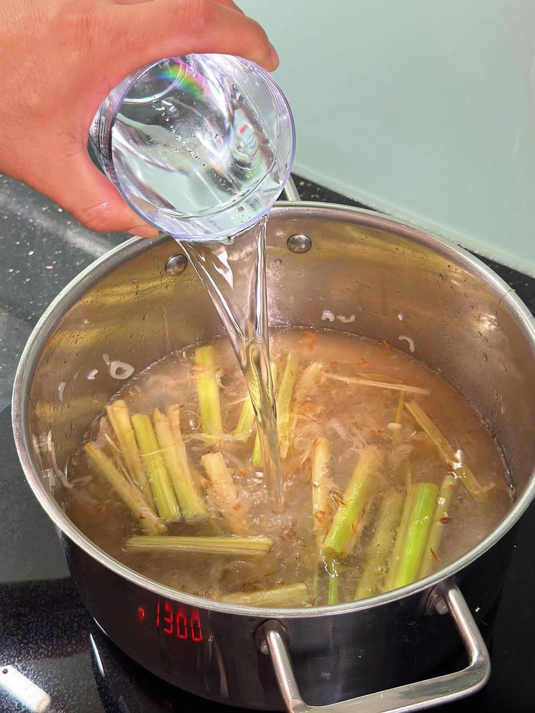 Lẩu Bò Nhúng Dấm - Thơm Ngon Khó Cưỡng Ngày Mưa