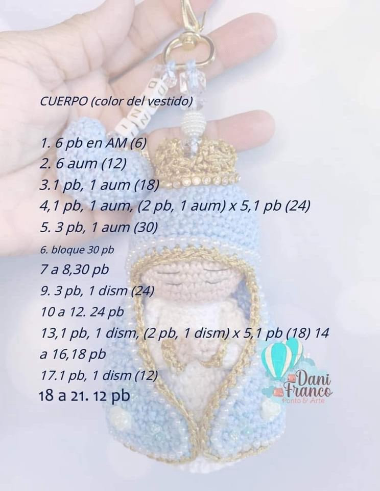 Llavero de crochet de Virgencita hecho a mano por Dani Franco