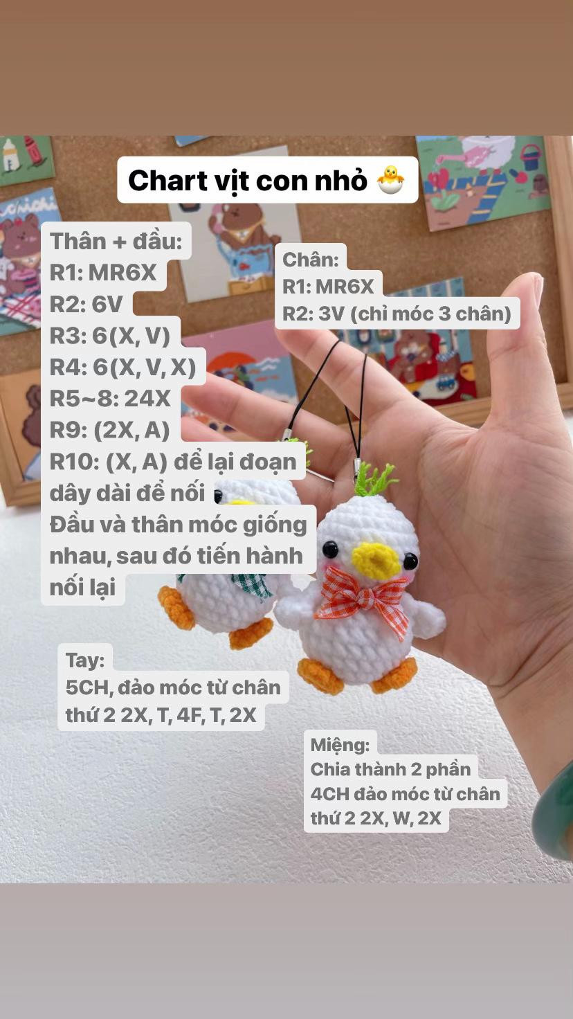 Móc len chú vịt con dễ thương với nơ xinh xắn