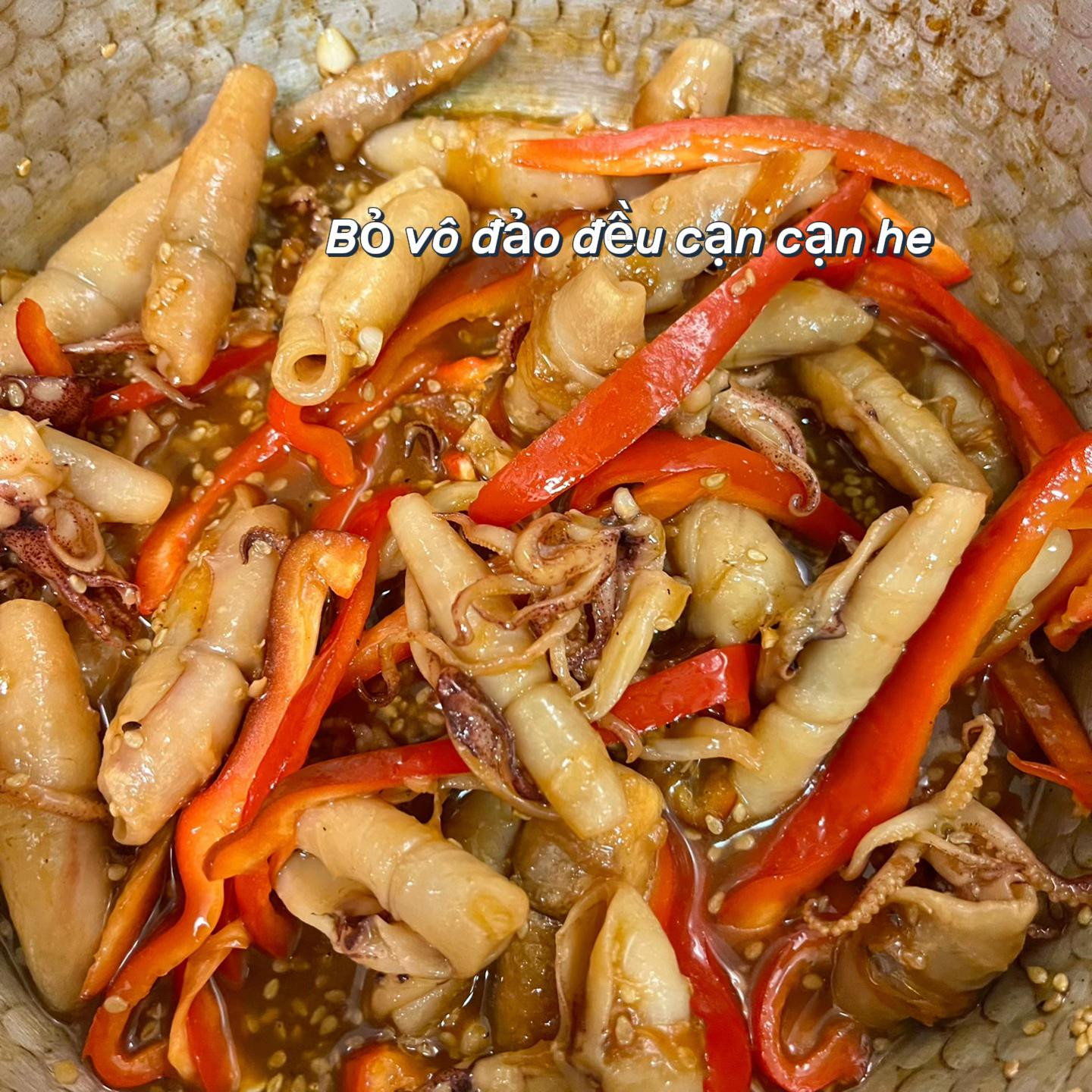 Mực Rim Me Chua Cay Đậm Đà Hương Vị