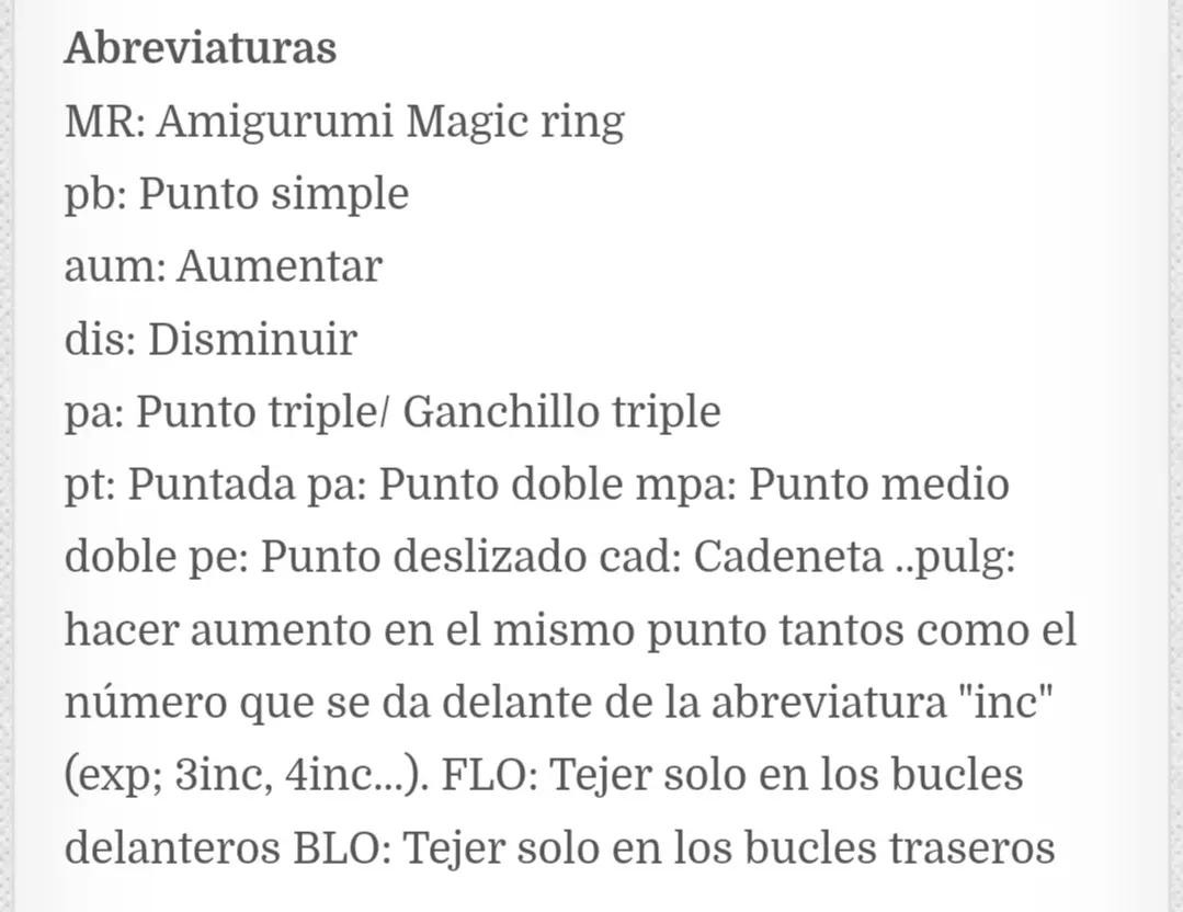 Muñeco de galleta de jengibre navideño con sombrero verde