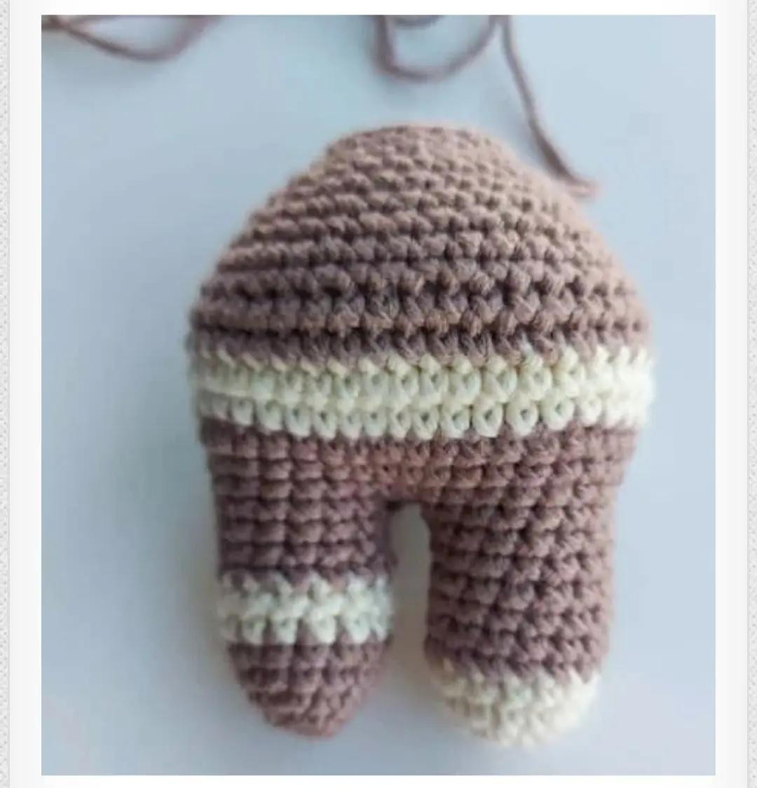 Muñeco de galleta de jengibre navideño con sombrero verde