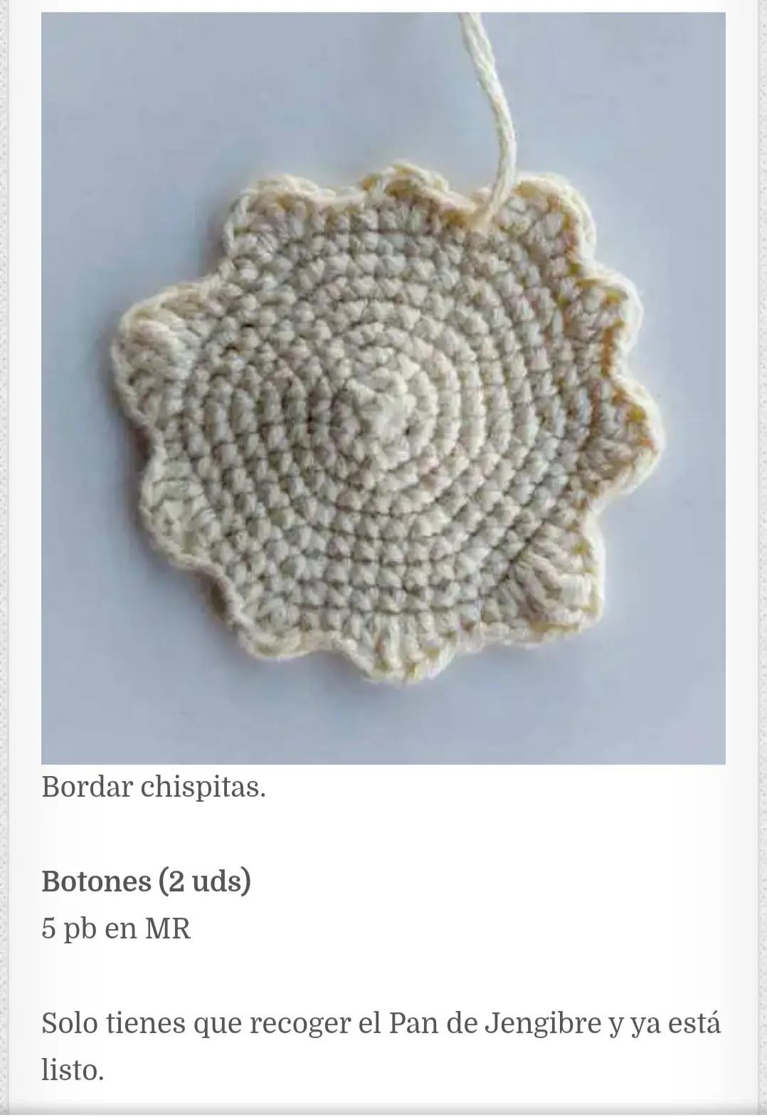 Muñeco de galleta de jengibre navideño con sombrero verde