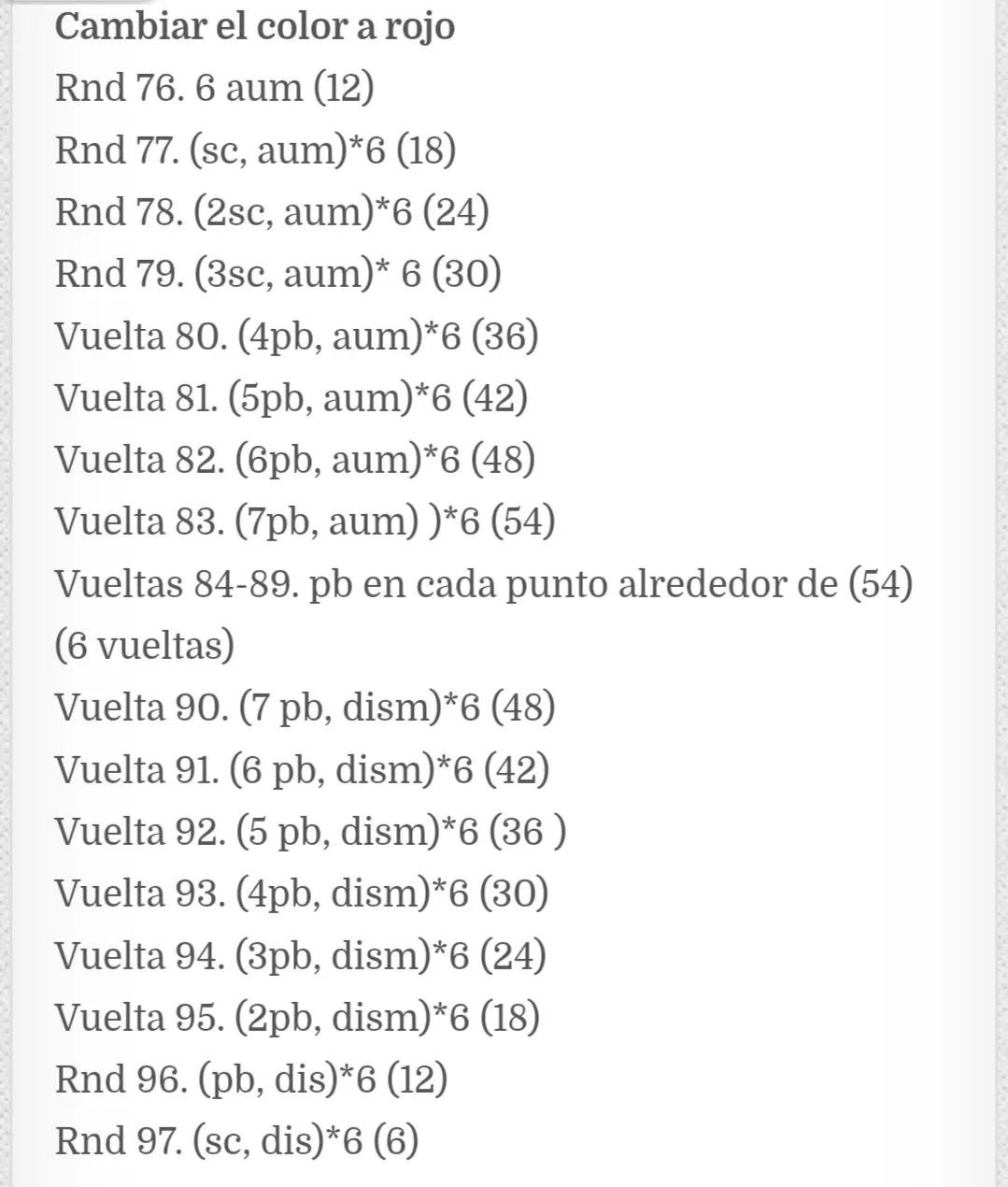 Patrón de ganchillo para oruga de colores vibrantes