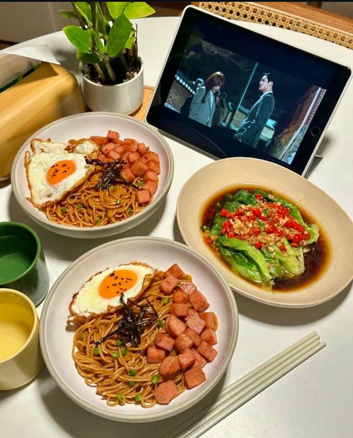 Spageti Wetem Spam Mo Aelan Sos