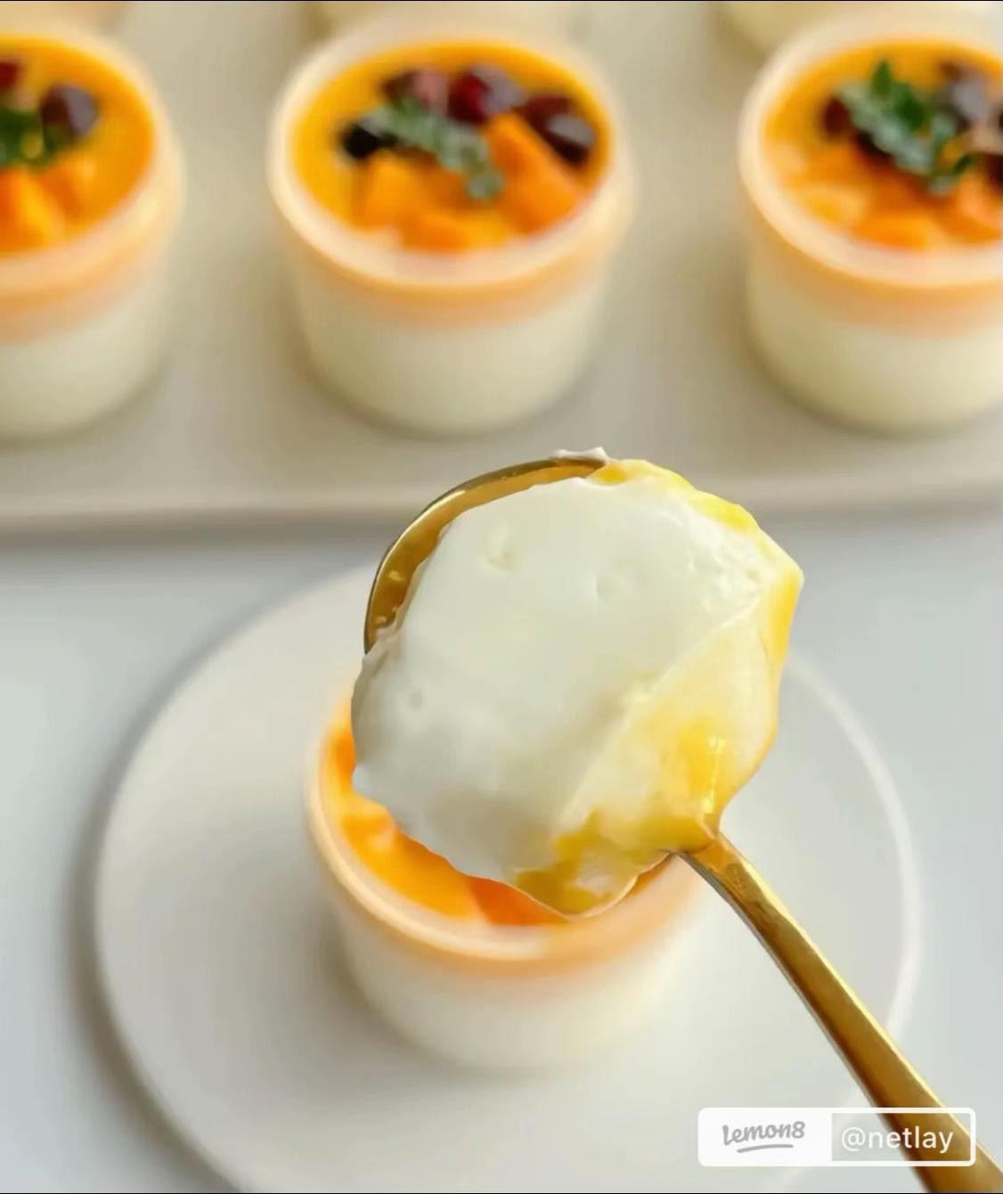 Sữa Chua Trái Cây Tươi Thơm Ngon Mát Lạnh