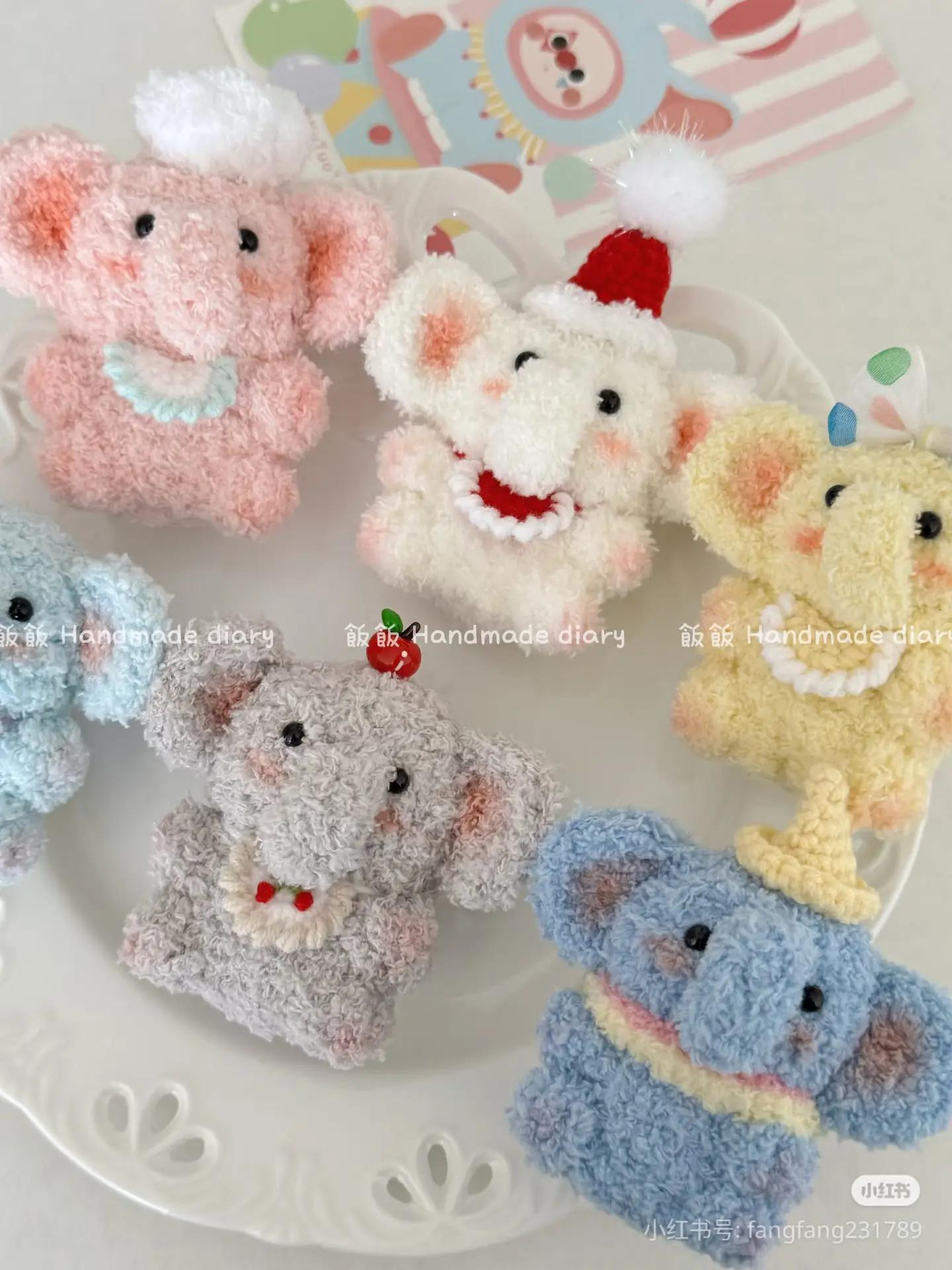 Voi con len bông xù