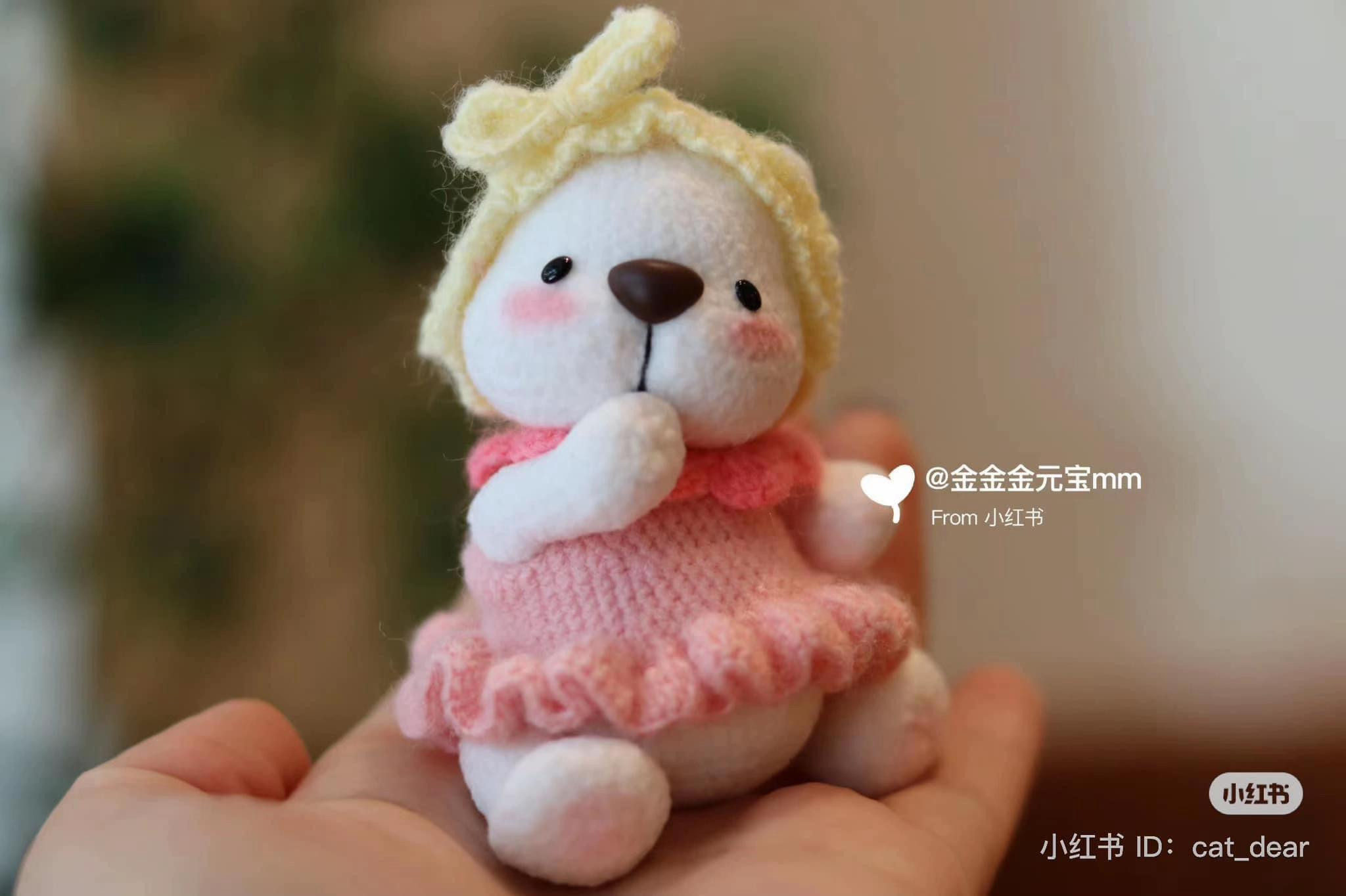 Adorable Crochet Bears Trio in Playful Outfits