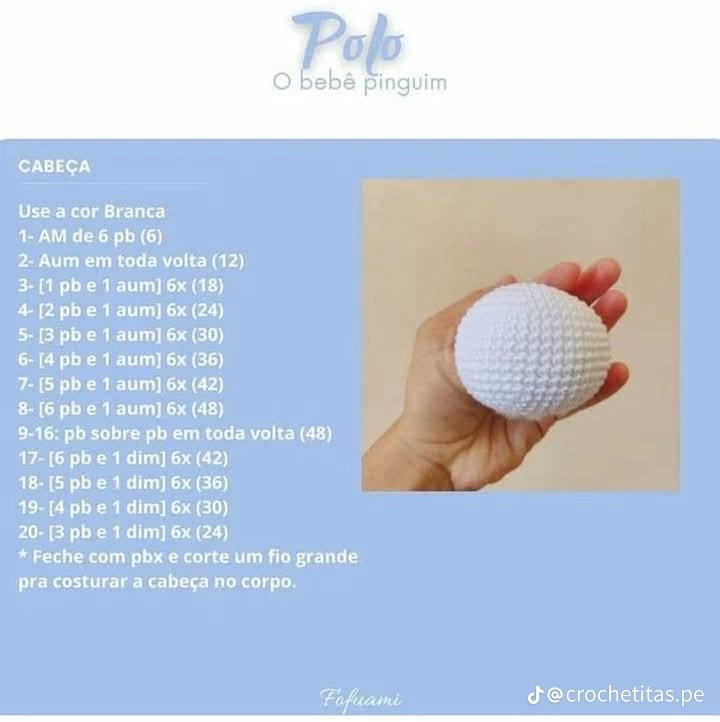 Adorable pingüino de crochet con gorro y bufanda