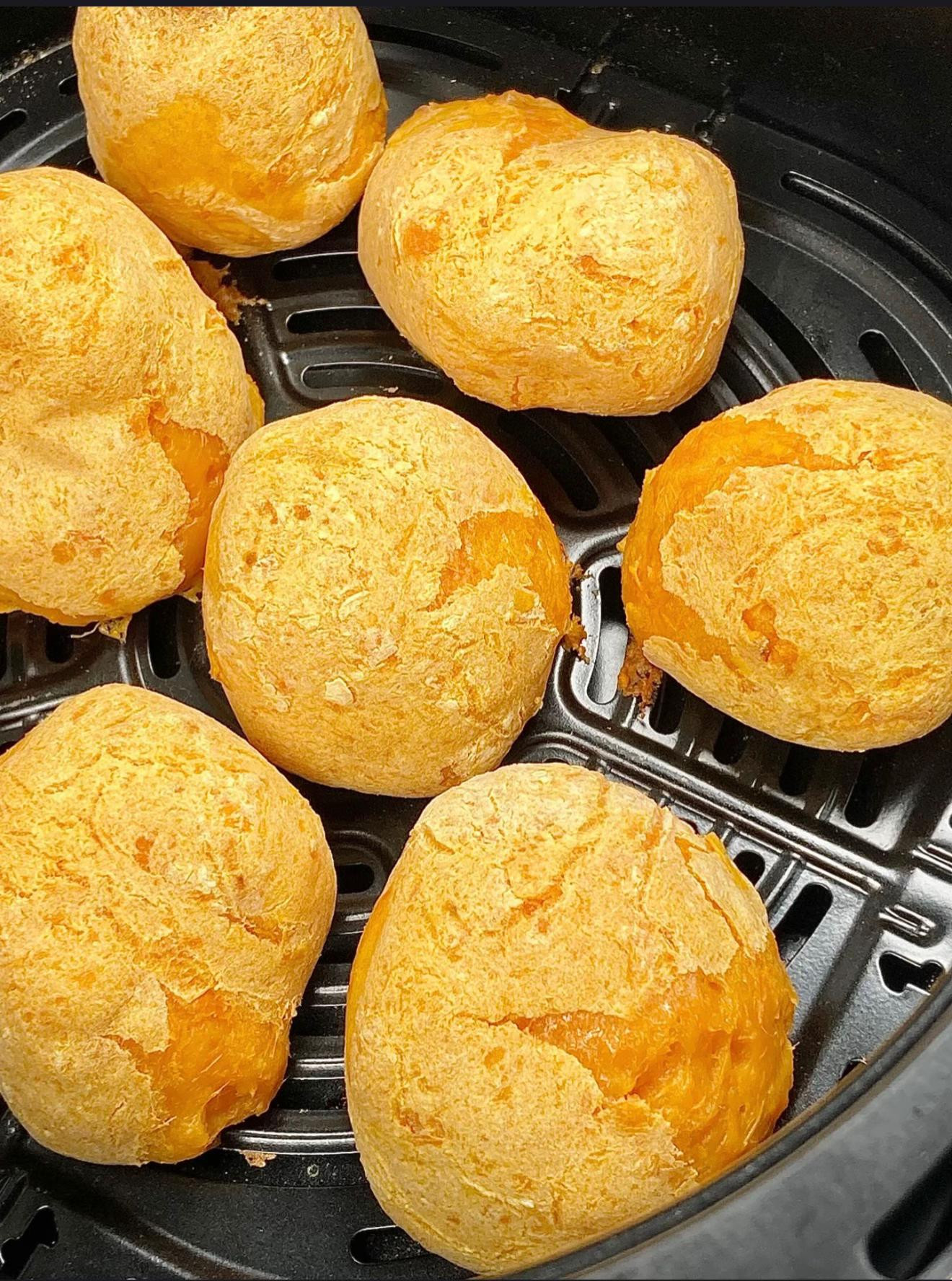 Bánh khoai lang nướng giòn rụm, thơm lừng vị ngọt tự nhiên