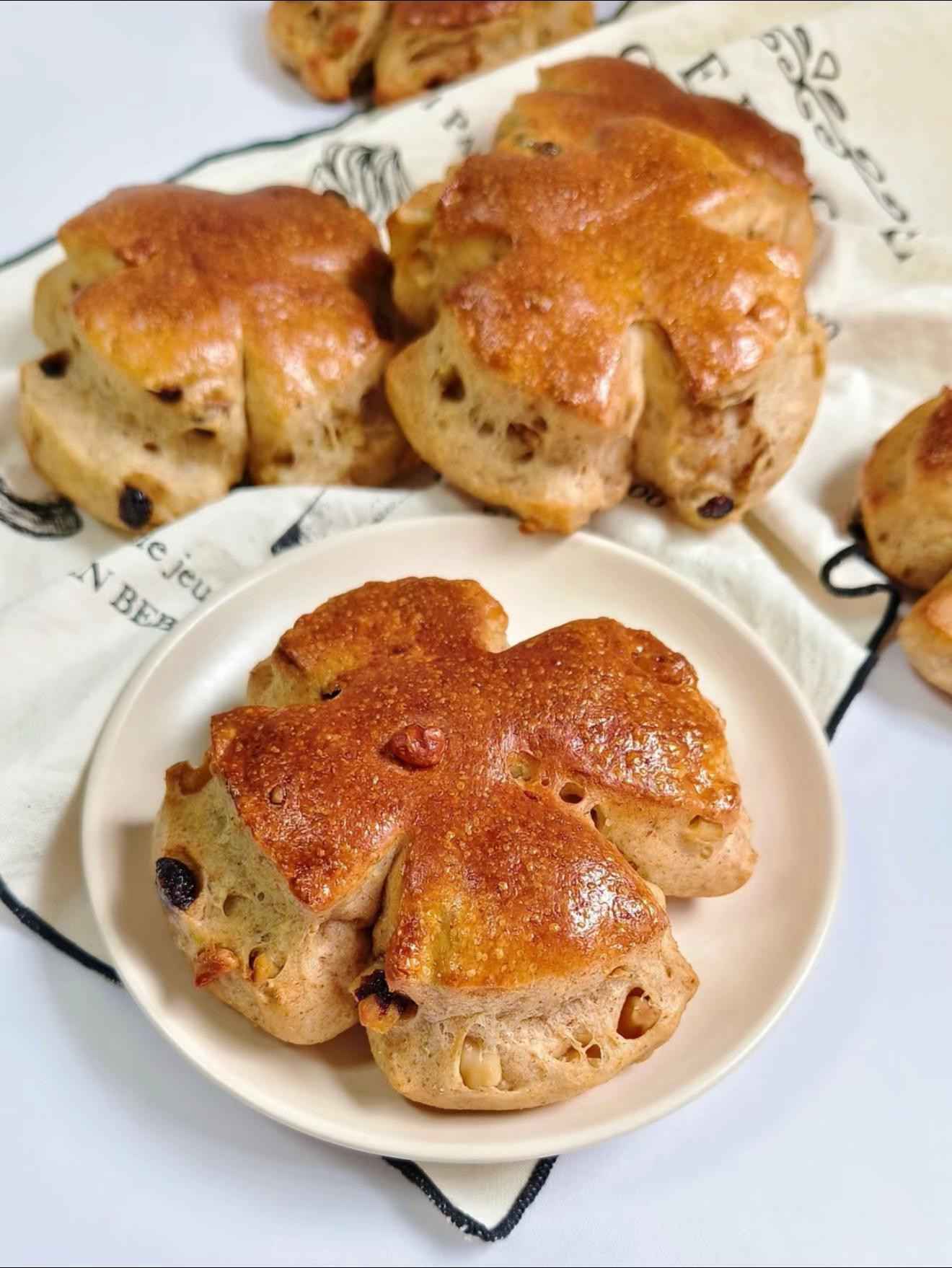 Bánh mì nguyên cám óc chó