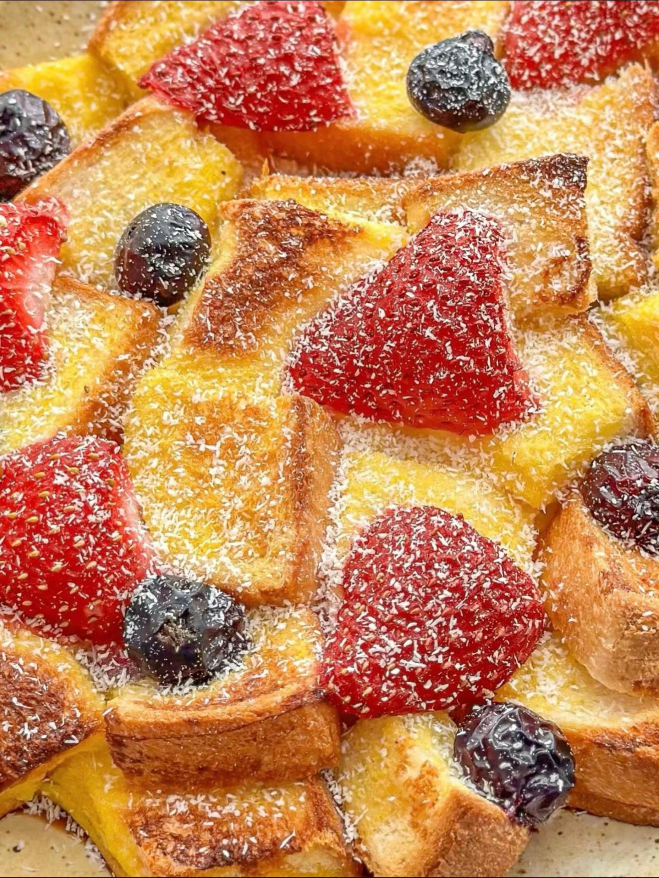 Bánh Mì Trái Cây Nướng Ngon Lành Cho Bữa Sáng