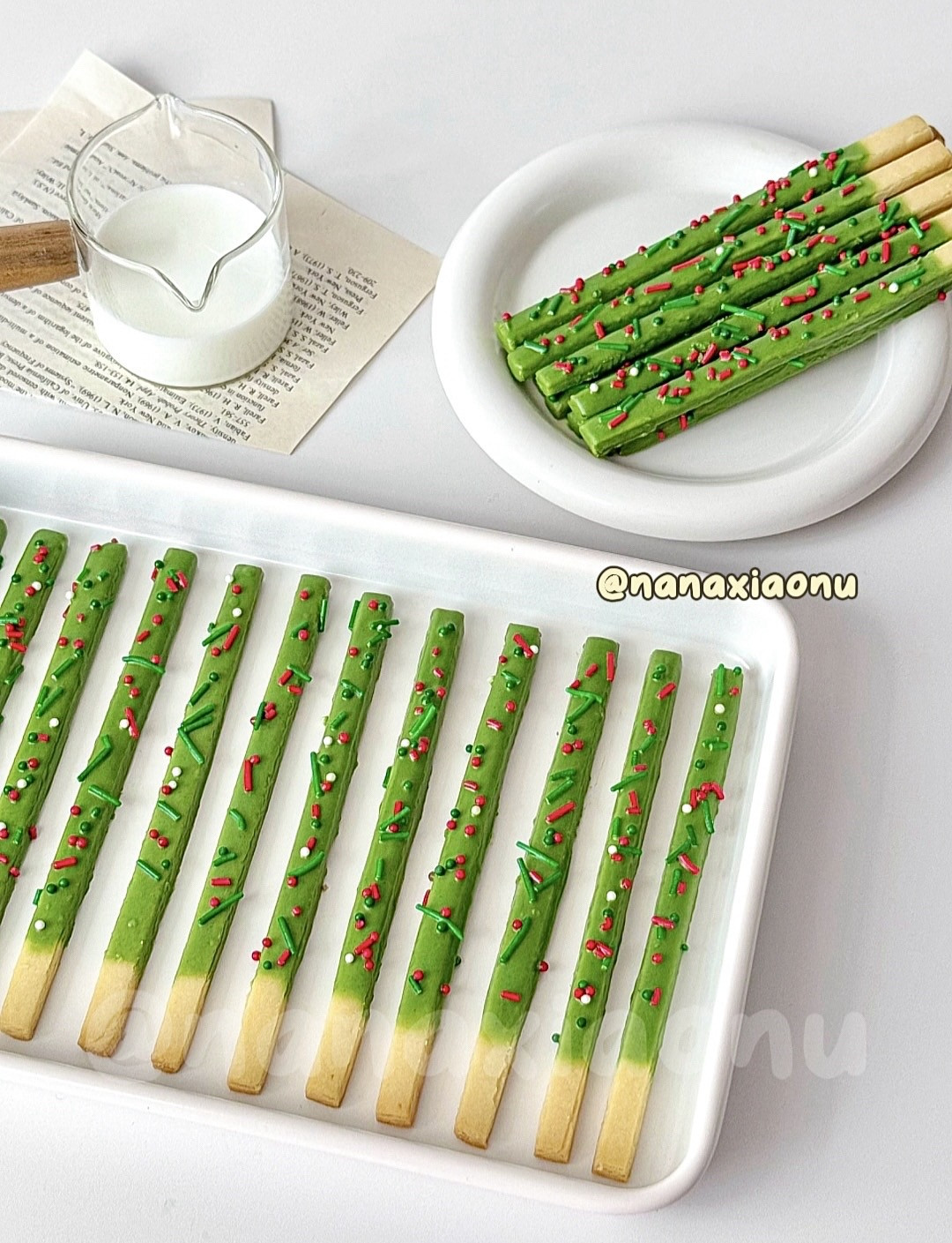 Bánh Que Matcha Giáng Sinh Ngọt Ngào Cho Mùa Lễ Hội