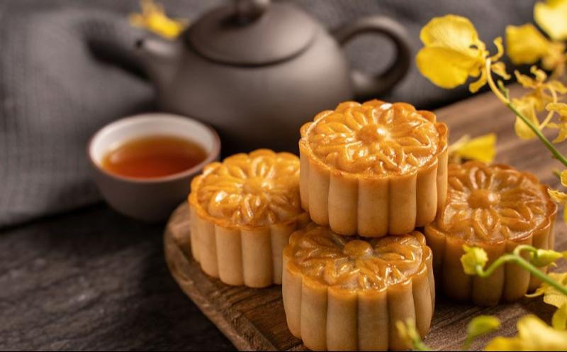 Bánh Trung Thu Đậu Xanh Dẻo Mịn - Vỏ Mềm Thơm Mát