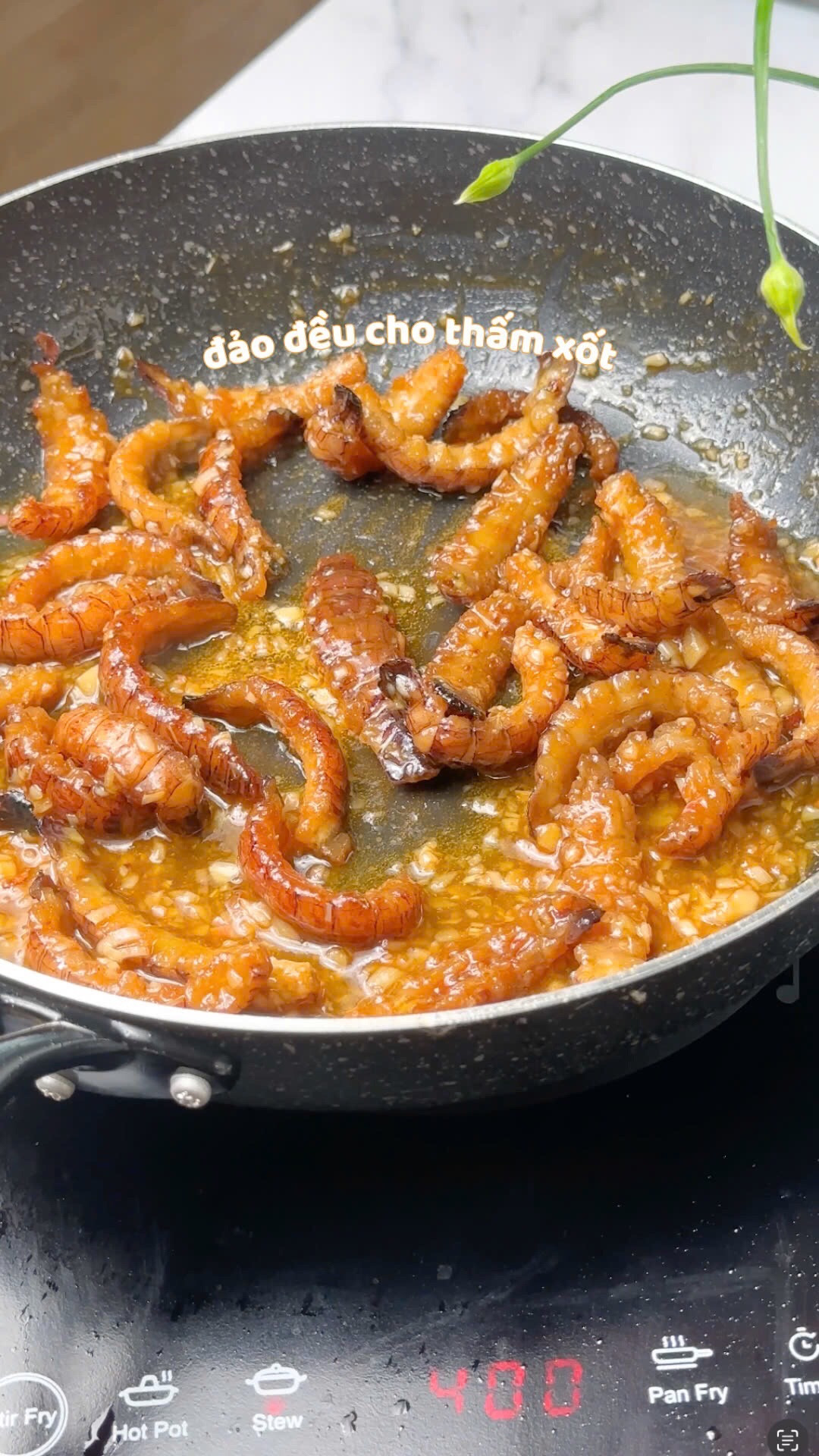 Bé Bè Xốt Me Giòn Rụm Đậm Đà