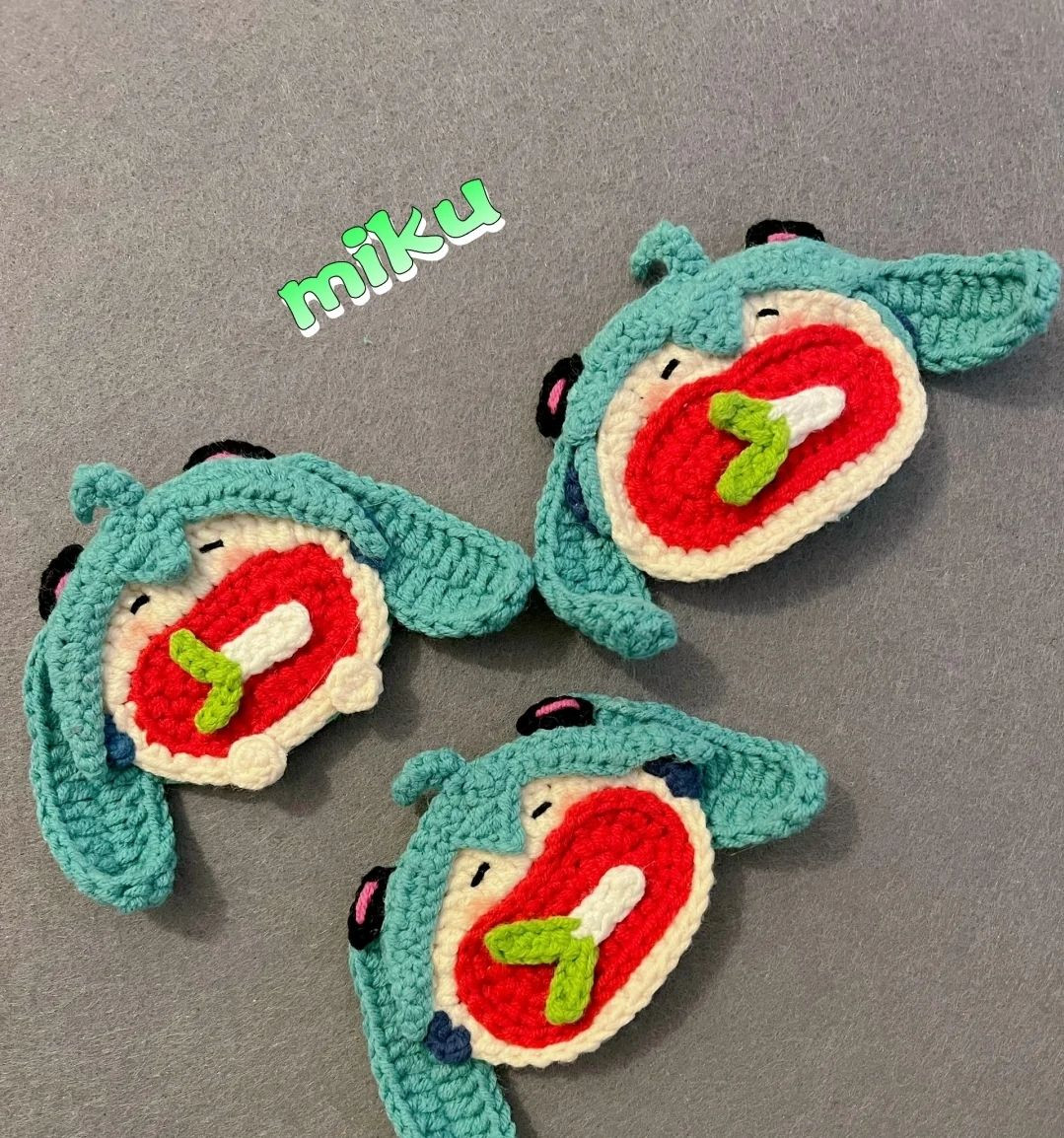 Biểu đồ móc len hình nhân vật anime dễ thương