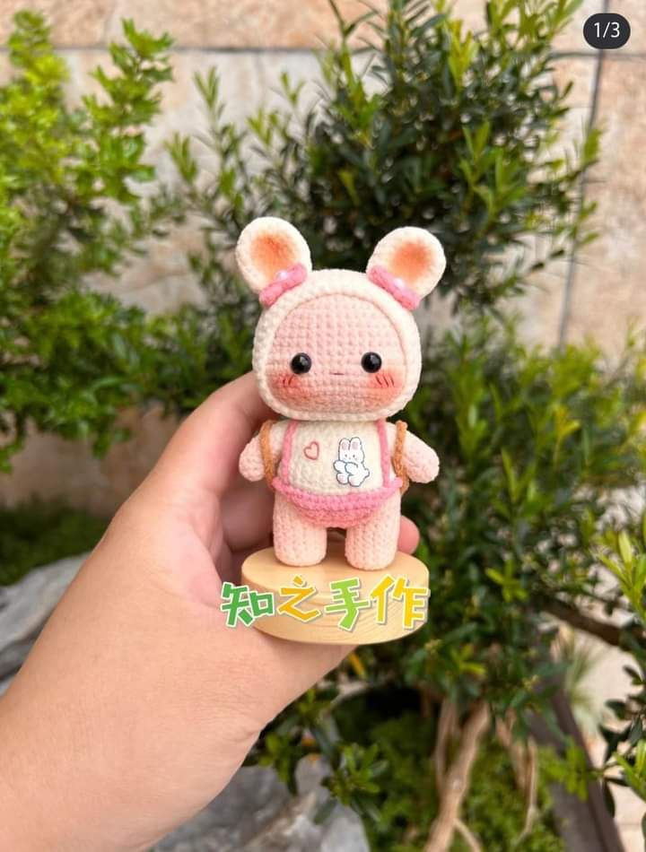 Bộ sưu tập búp bê móc len phong cách thú đáng yêu