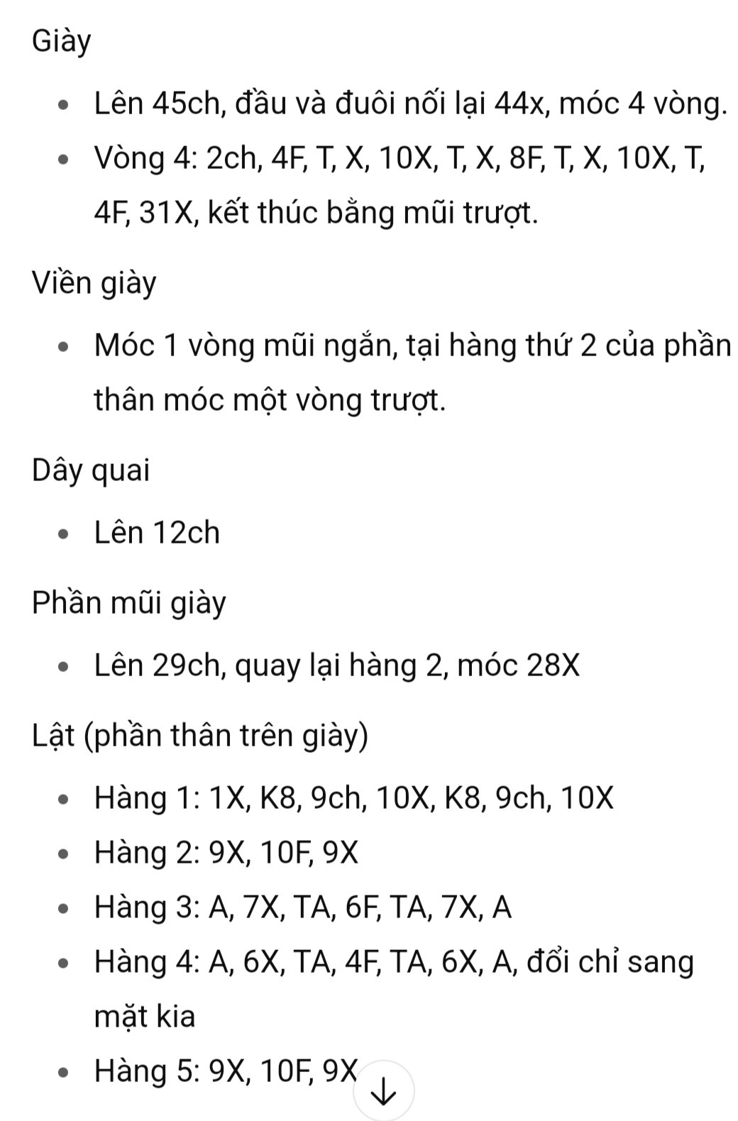 Búp bê heo móc len dễ thương với trang phục màu sắc nổi bật