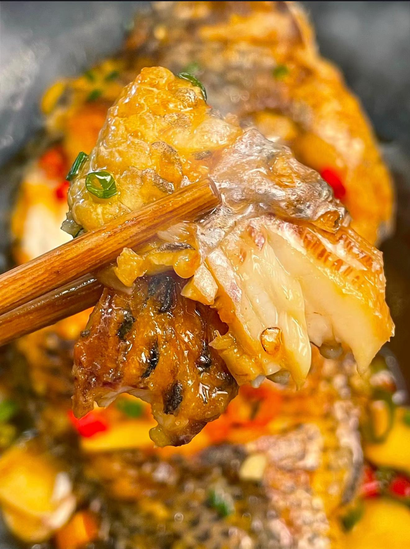 Cá chiên thấm vị cay nồng, quyến rũ từng miếng