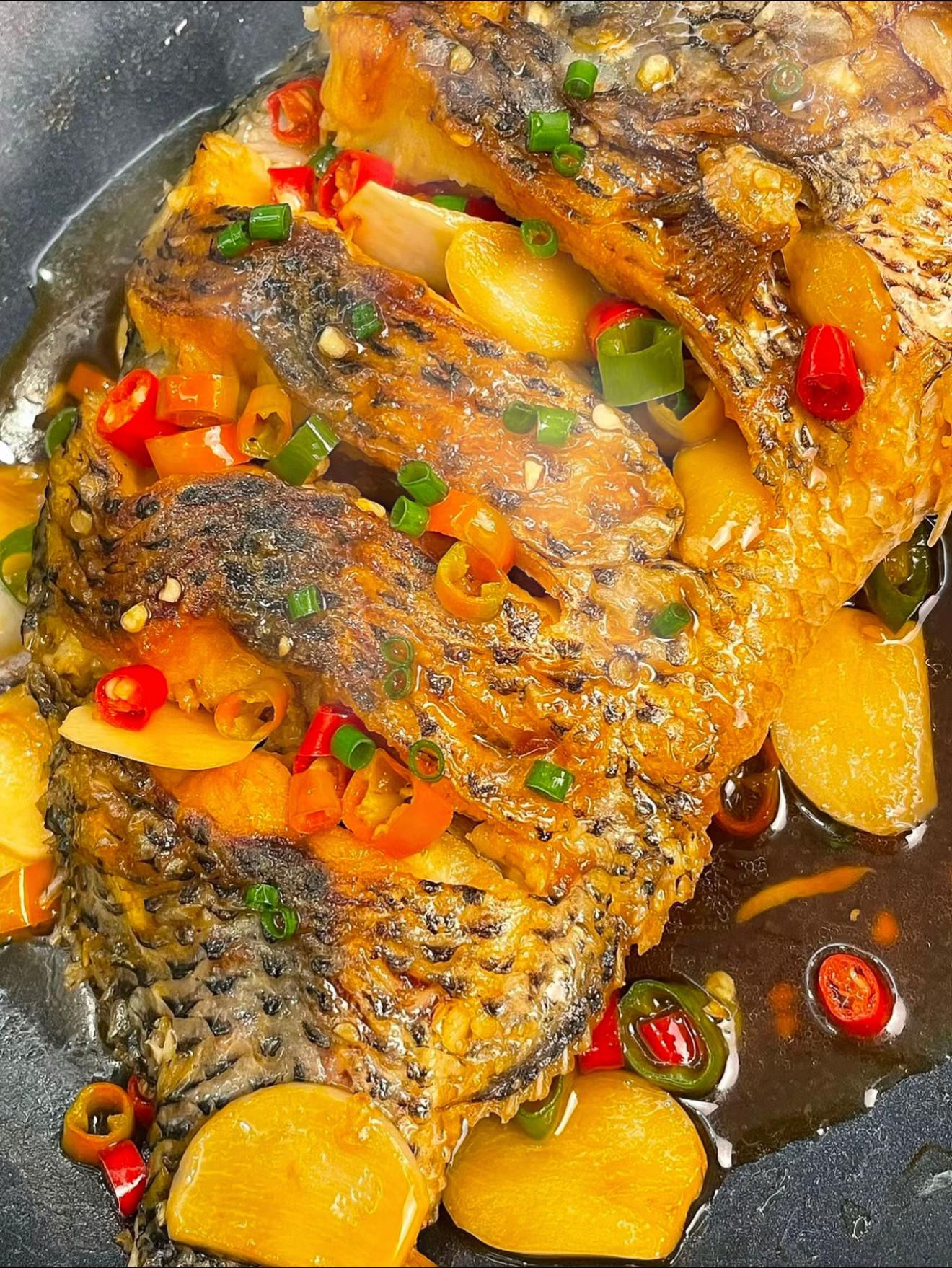 Cá chiên thấm vị cay nồng, quyến rũ từng miếng