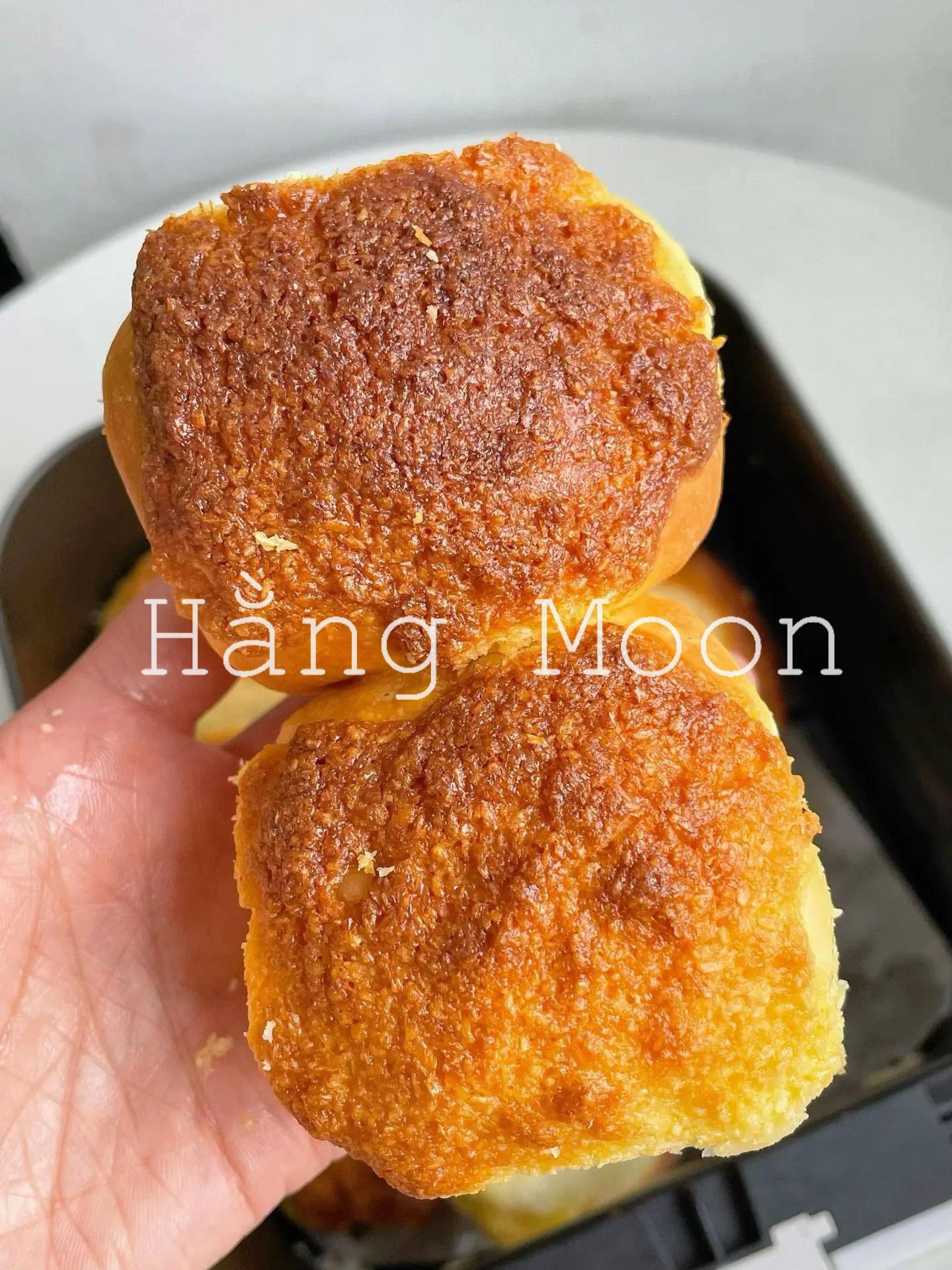 CÁCH LÀM BÁNH MÌ DỪA NƯỚNG BẰNG NỒI CHIÊN KHÔNG DẦU ❤️