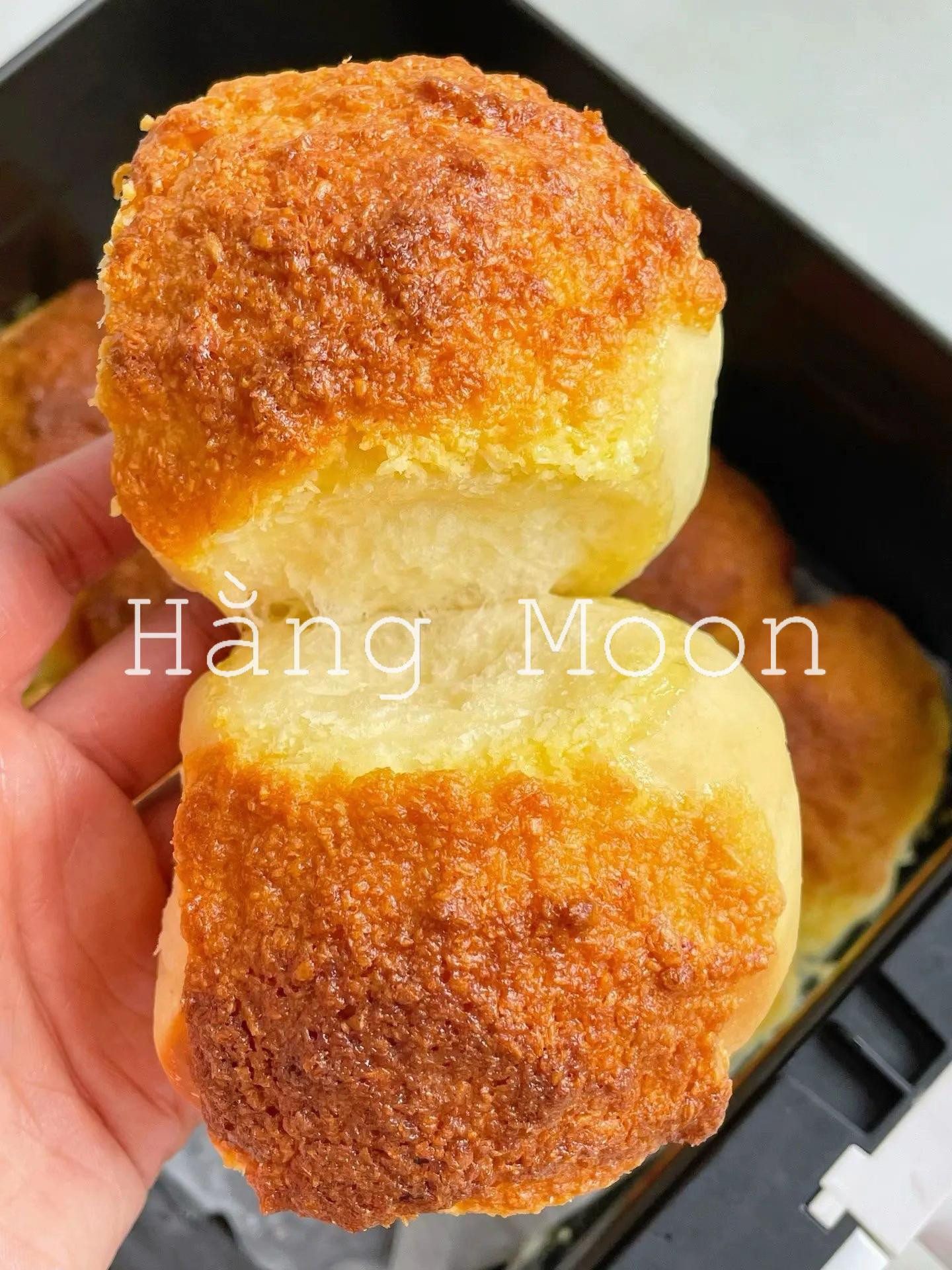 CÁCH LÀM BÁNH MÌ DỪA NƯỚNG BẰNG NỒI CHIÊN KHÔNG DẦU ❤️