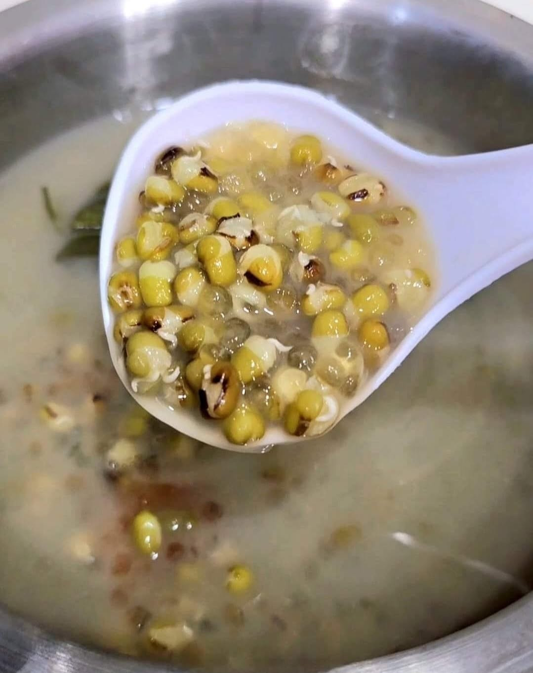 CÁCH NẤU CHÈ ĐẬU XANH NHA ĐAM GIÒN, NGỌT, MÁT, TẠI NHÀ