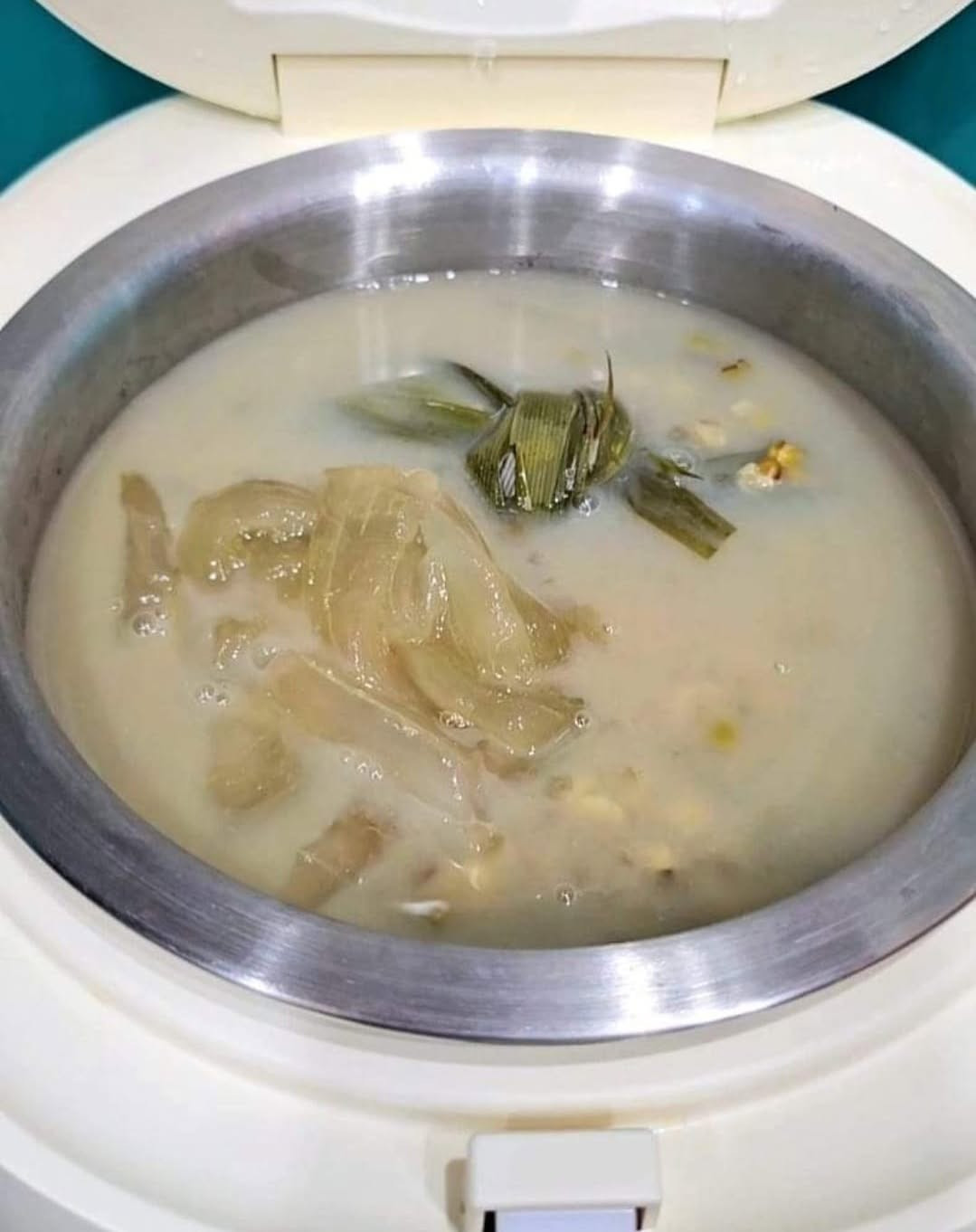 CÁCH NẤU CHÈ ĐẬU XANH NHA ĐAM GIÒN, NGỌT, MÁT, TẠI NHÀ