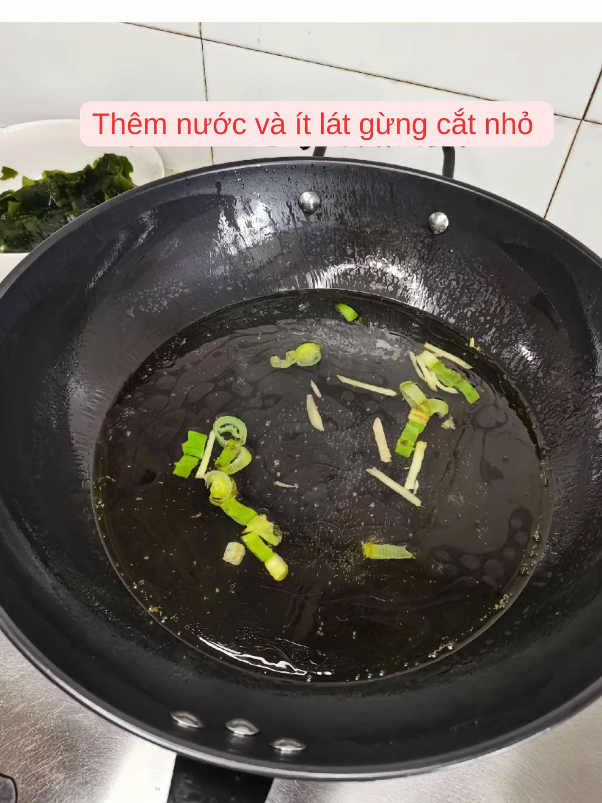 Canh Rong Biển Tươi Mát Giải Nhiệt Ngày Hè