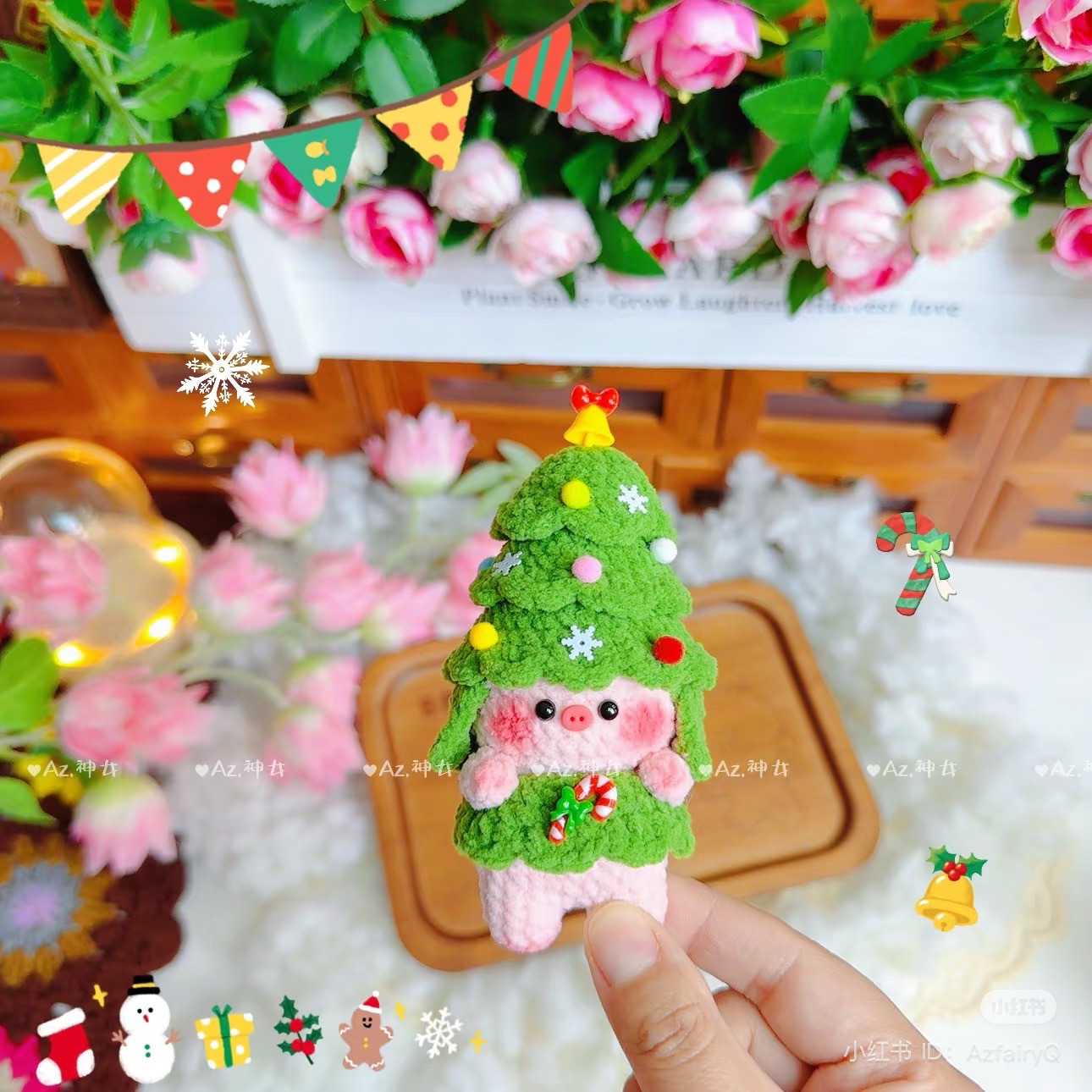 Chart heo cosplay giáng sinh cho bạn nào cần ạ