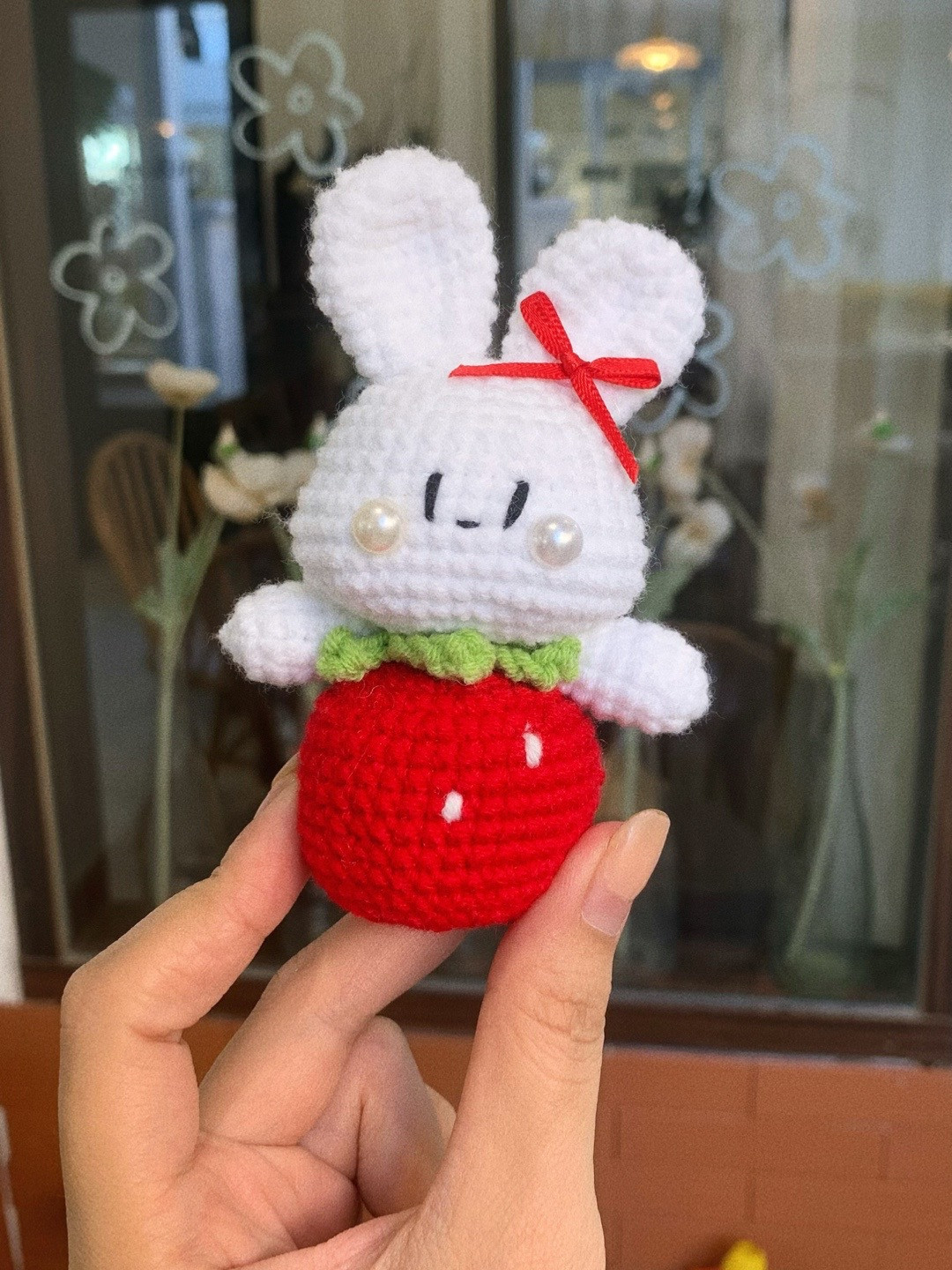 Chart móc khoá thỏ Dâu 🍓