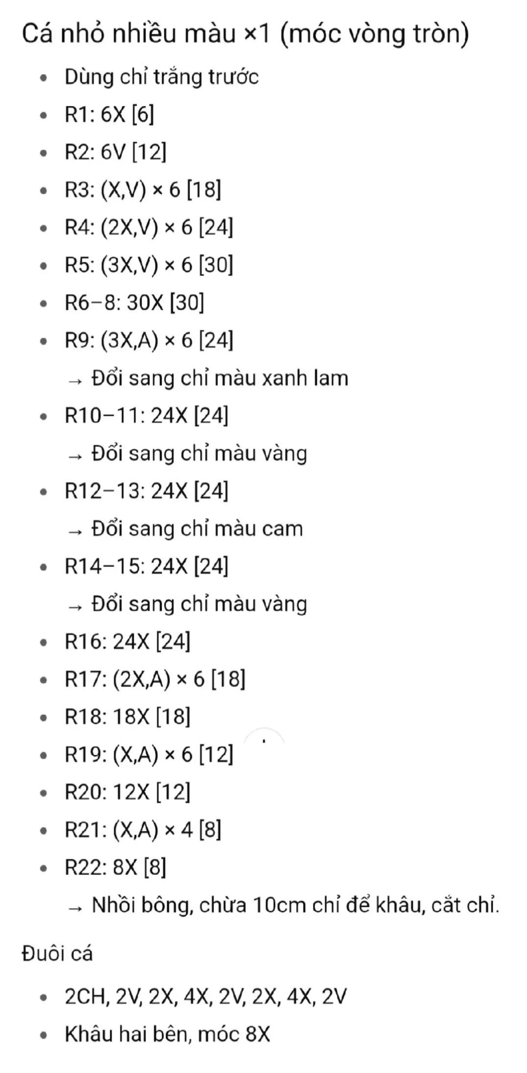 Chart móc len mèo trắng dễ thương và cá nhỏ