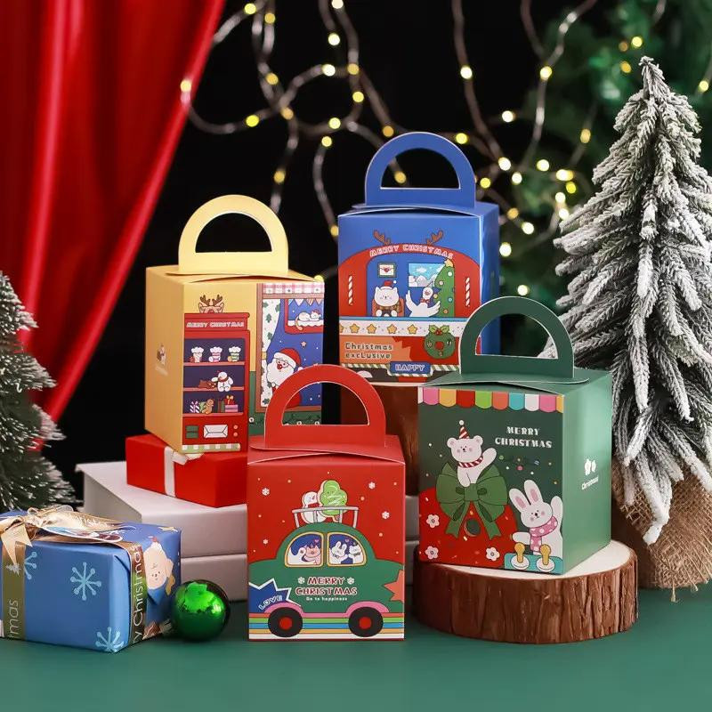 Christmas Yarn Patterns and Decoration Accessories for Festive Crafting