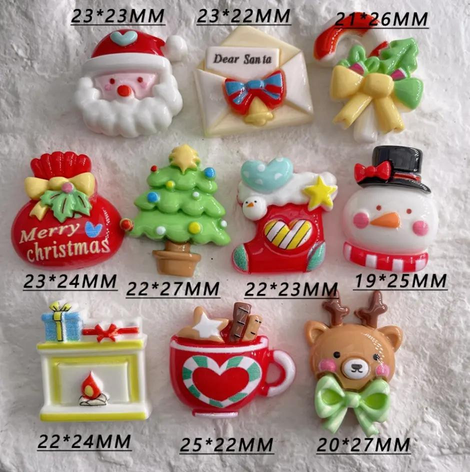 Christmas Yarn Patterns and Decoration Accessories for Festive Crafting