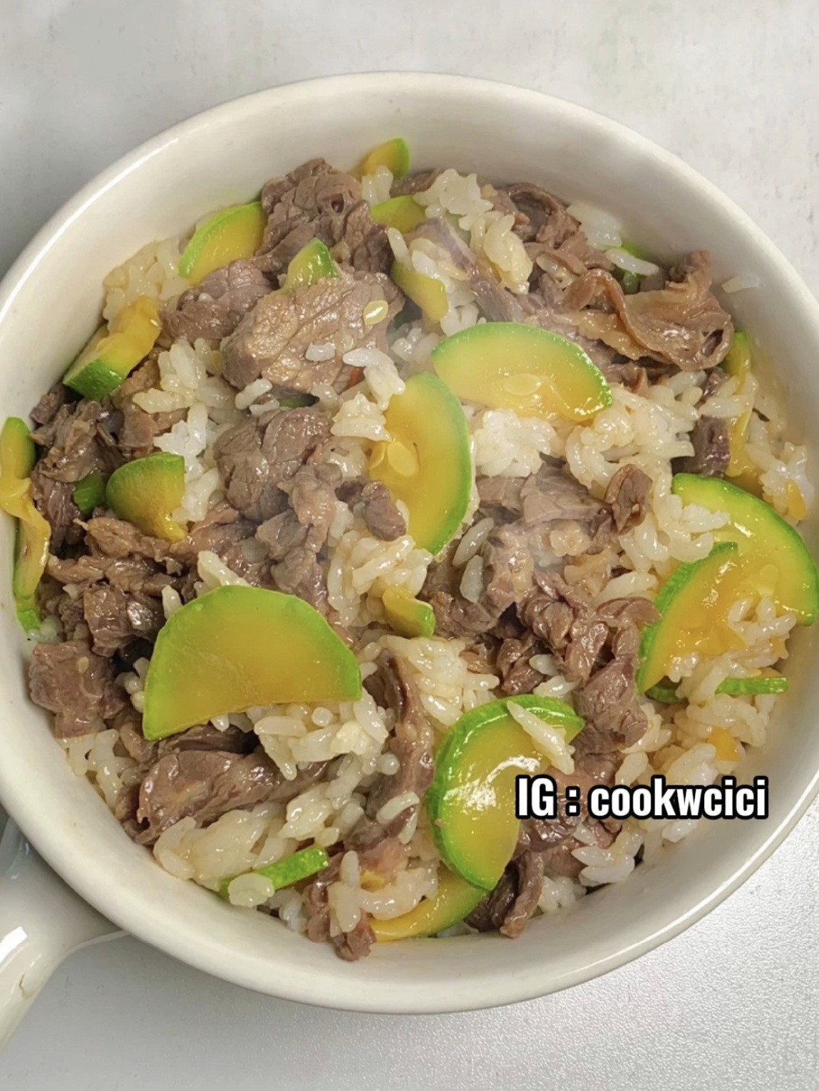 Cơm Bò Xào Bí Ngòi Thơm Ngon Hoàn Hảo