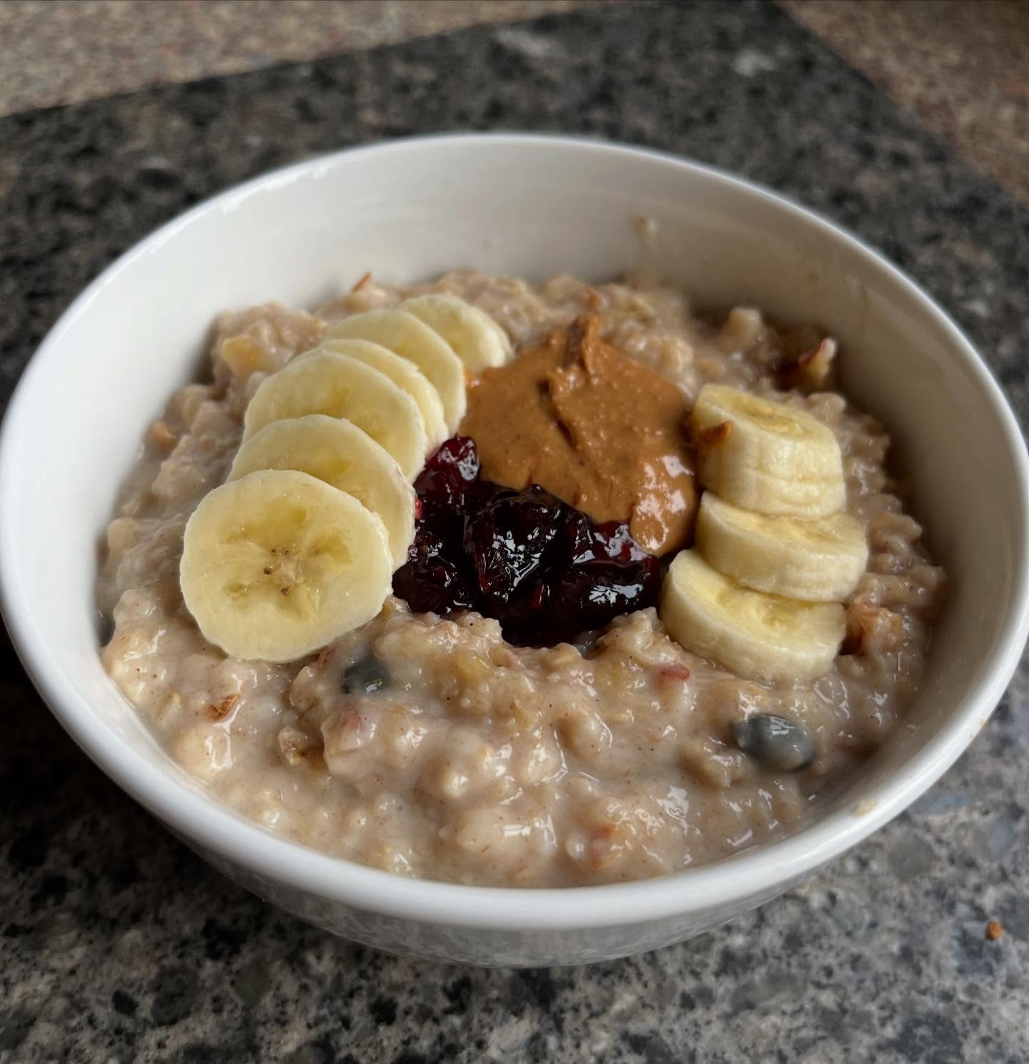 Creamy Peanut Butter Banana Oat Delight