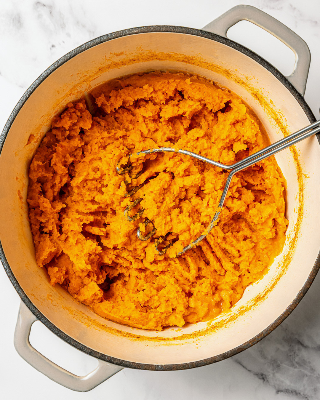 Create a Cozy Vegan Buttermilk Pie with Fresh Berries