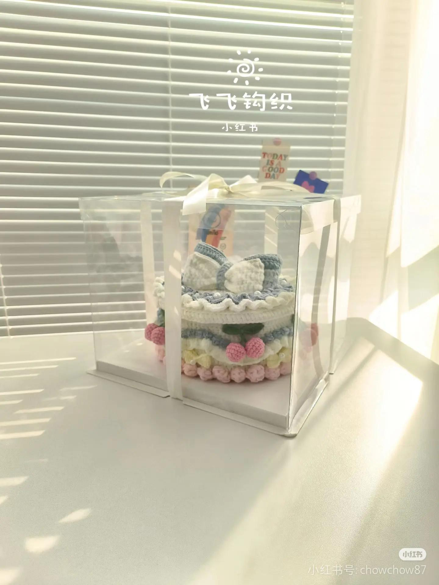 Crochet Cake with Bow and Cherry Decorations Pattern