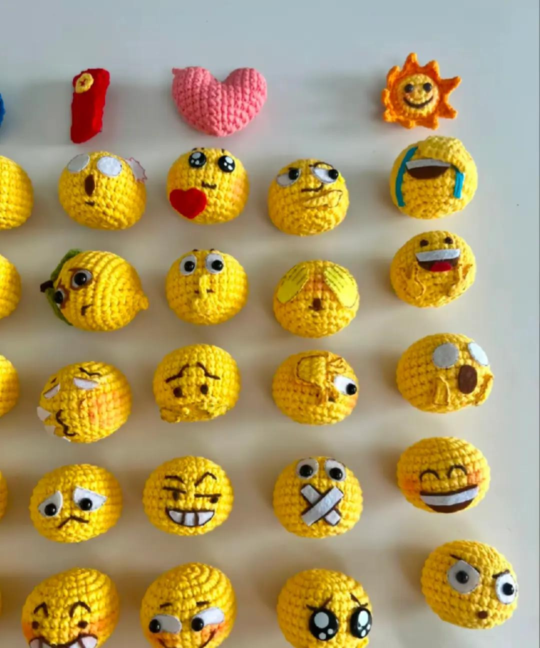 Crochet Emoji Collection: Expressive Faces in Vibrant Yarn Creations