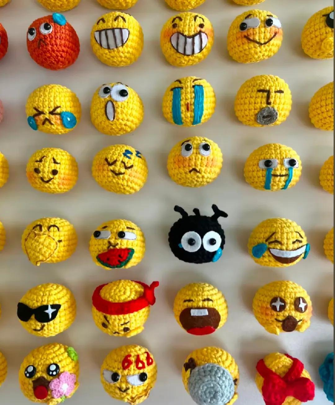 Crochet Emoji Collection: Expressive Faces in Vibrant Yarn Creations